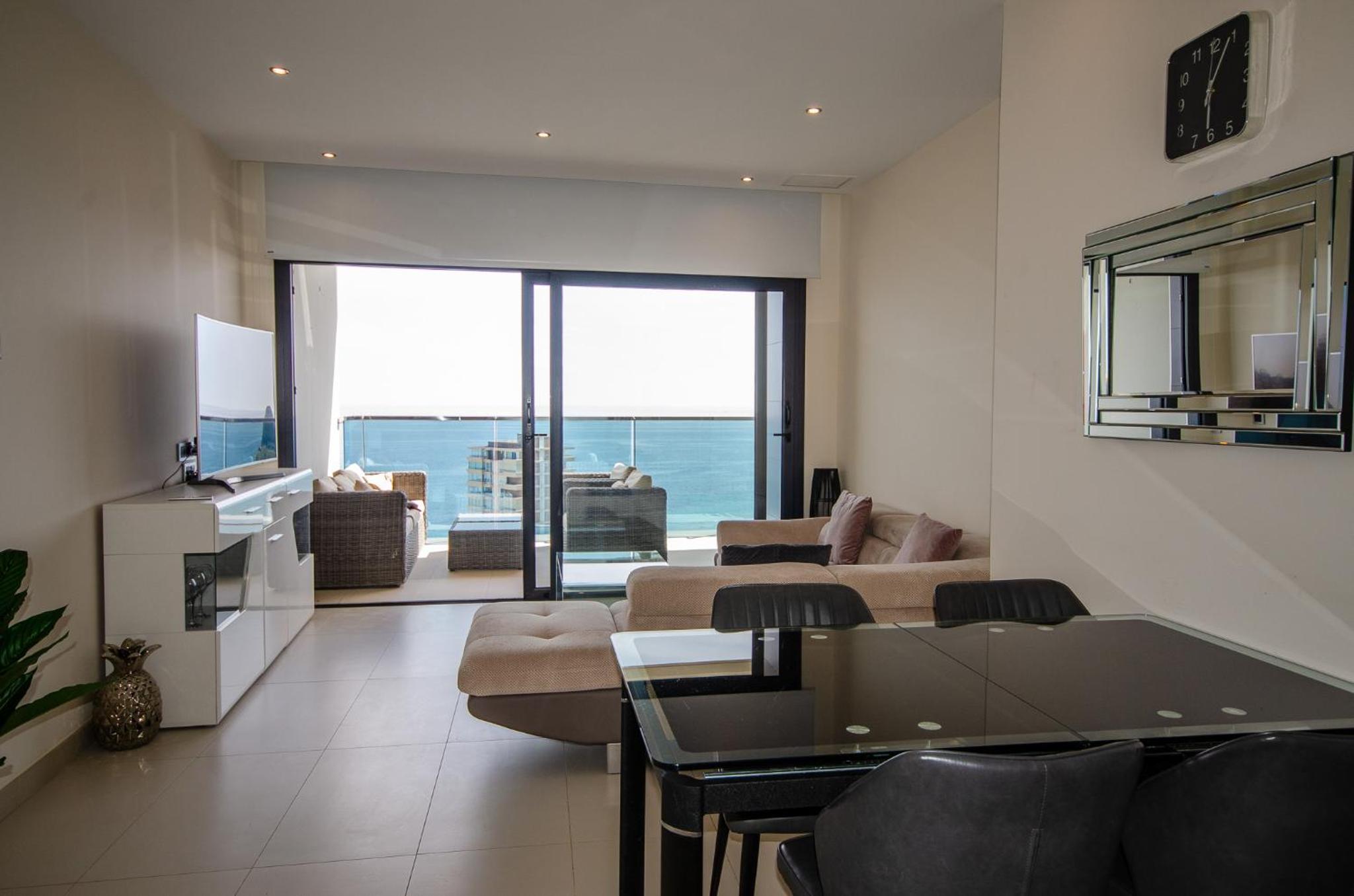Sunset Drive 10 - 20 Luxury beach
