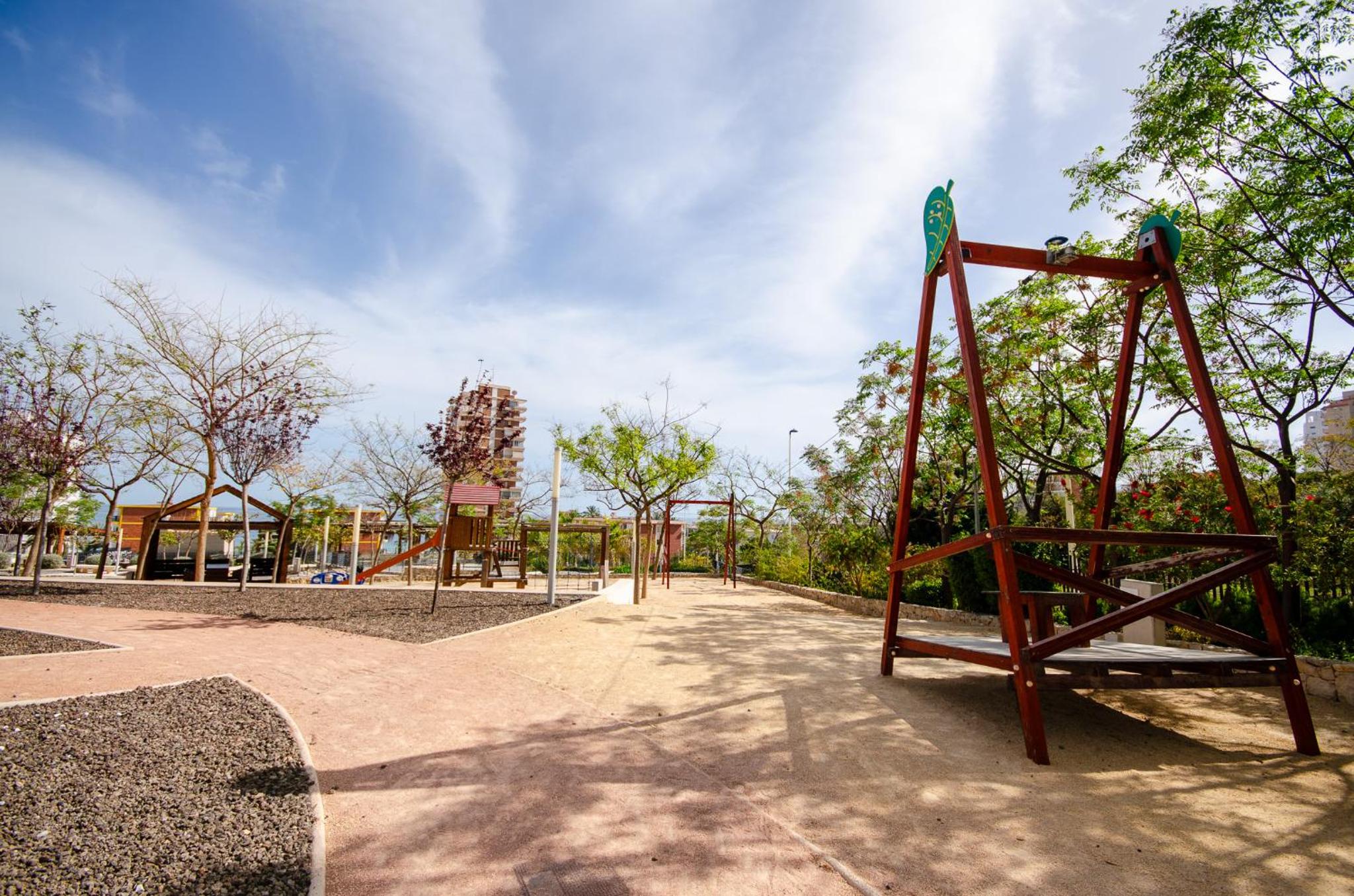 Sunset Drive 10 - 20 Luxury beach