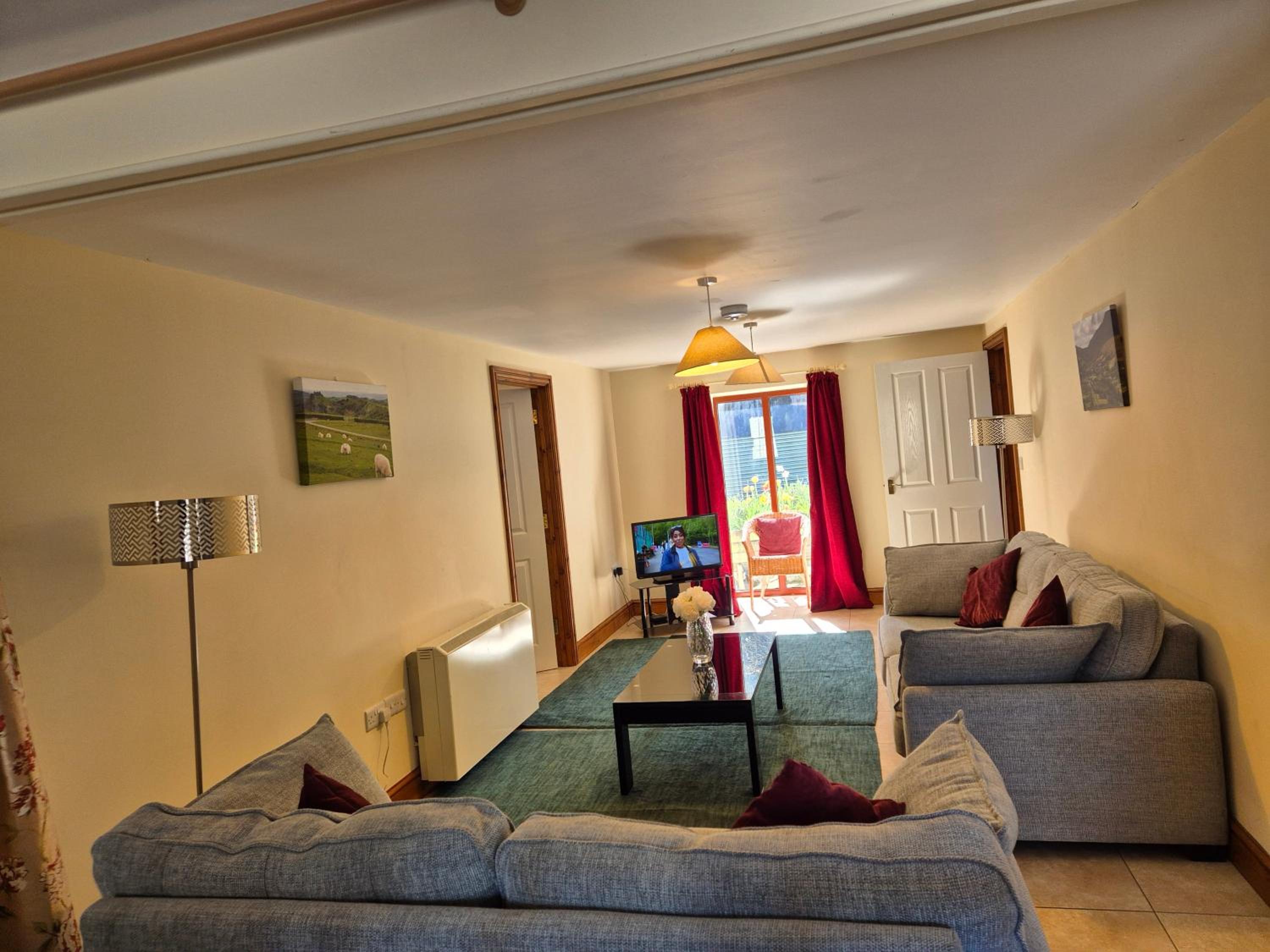 Kestrel Farmhouse view 4