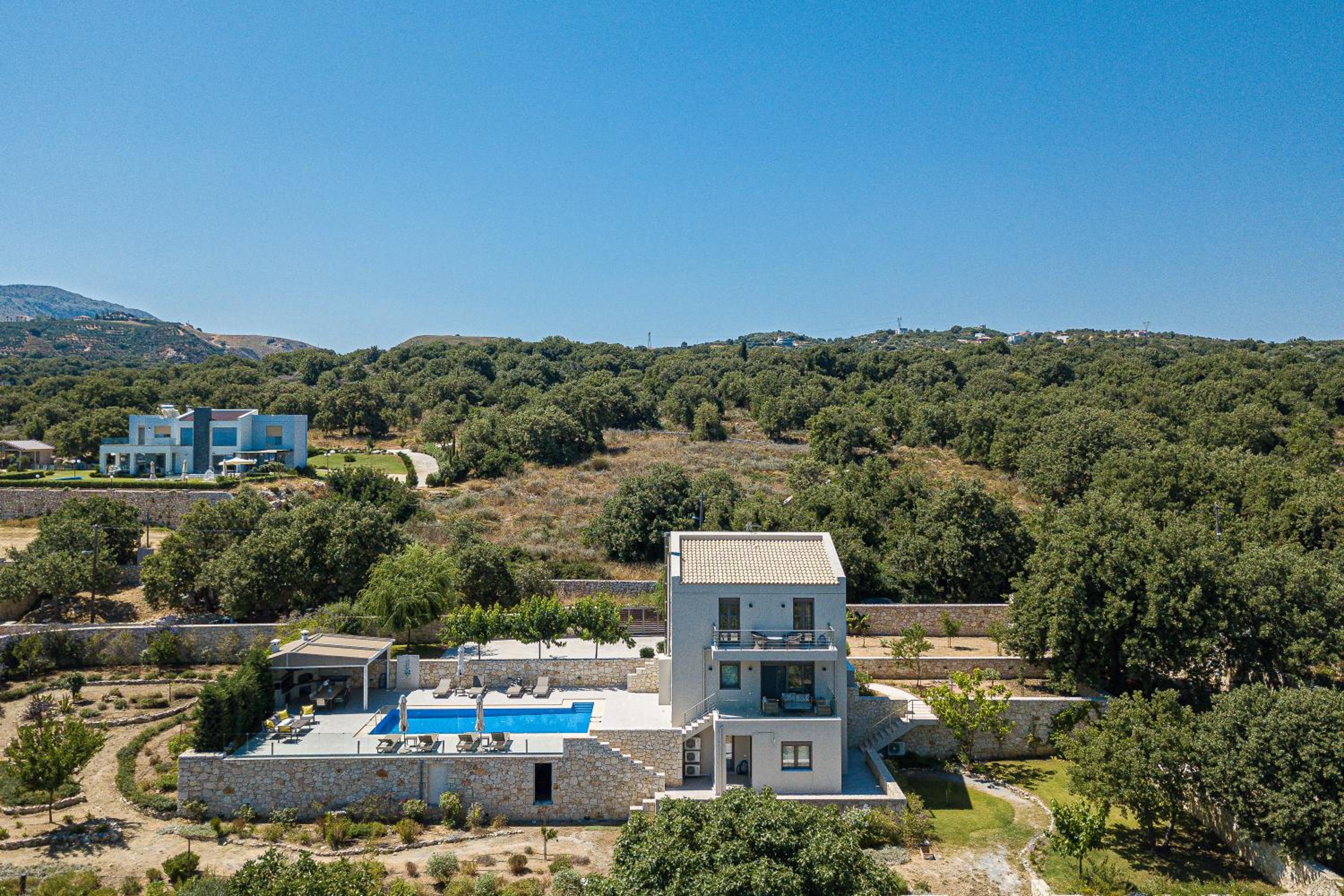 Hotel Luxury Cretan Villas with private pools - Image 1