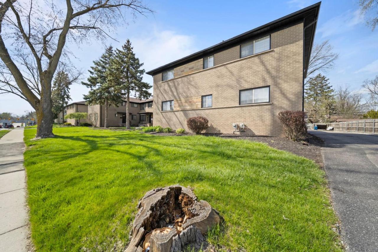 DT Green Haven 4-Bed Sanctuary in Vibrant Loco