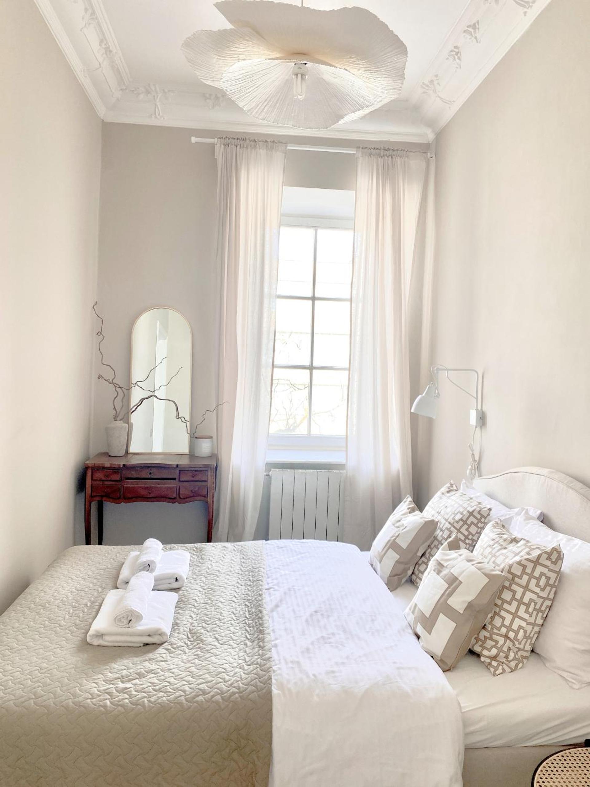 Cosy Oasis In Vilnius Old Town by Reside Baltic view 2