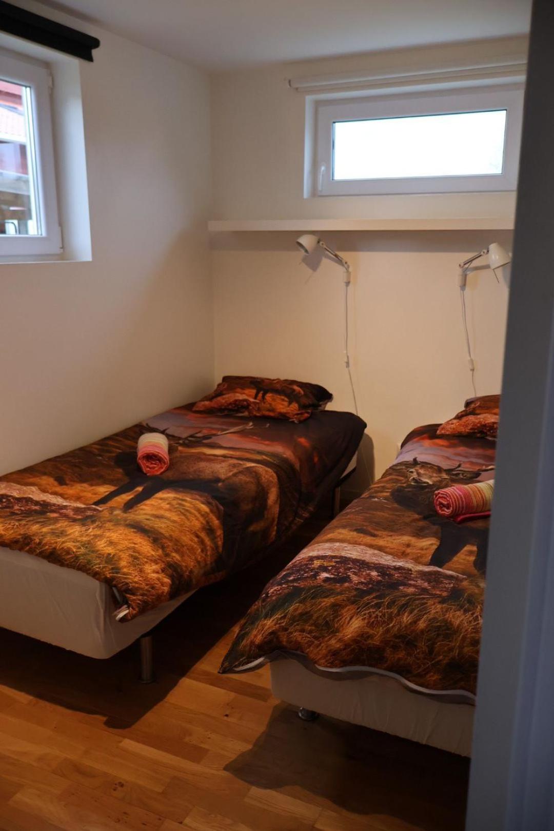 Stuga Fyra Säsonger - Fishing - Skiing - Hottub view 3