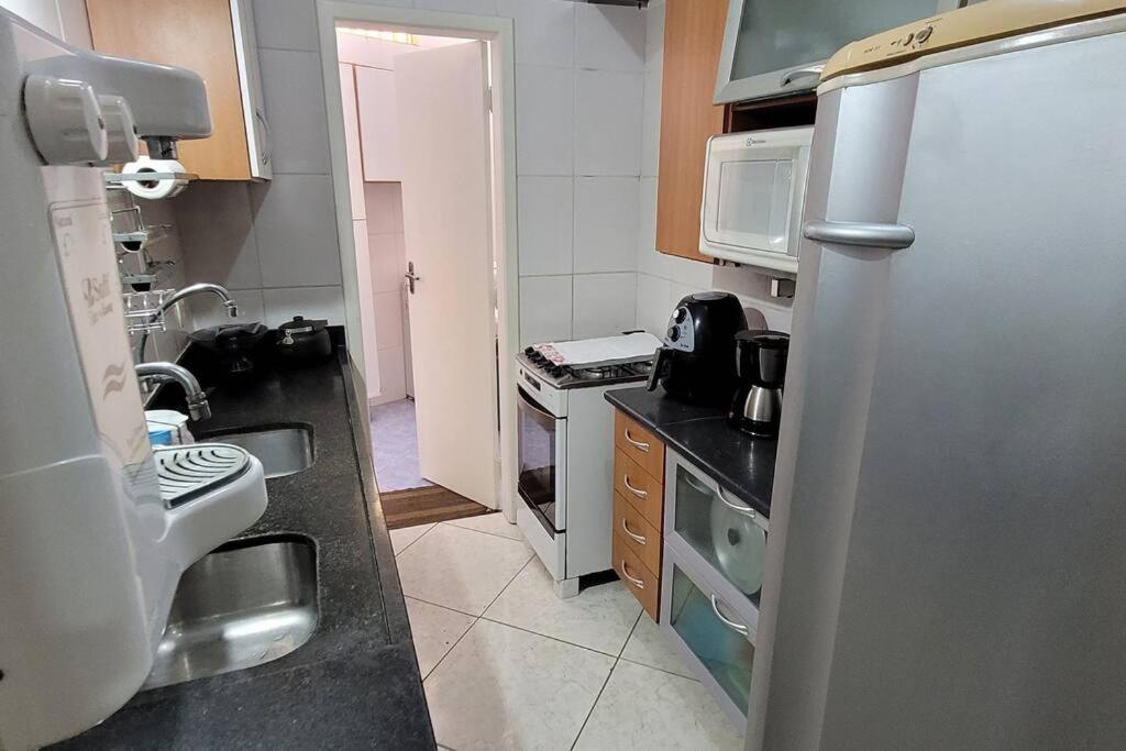 Casa familiar condomínio fechado