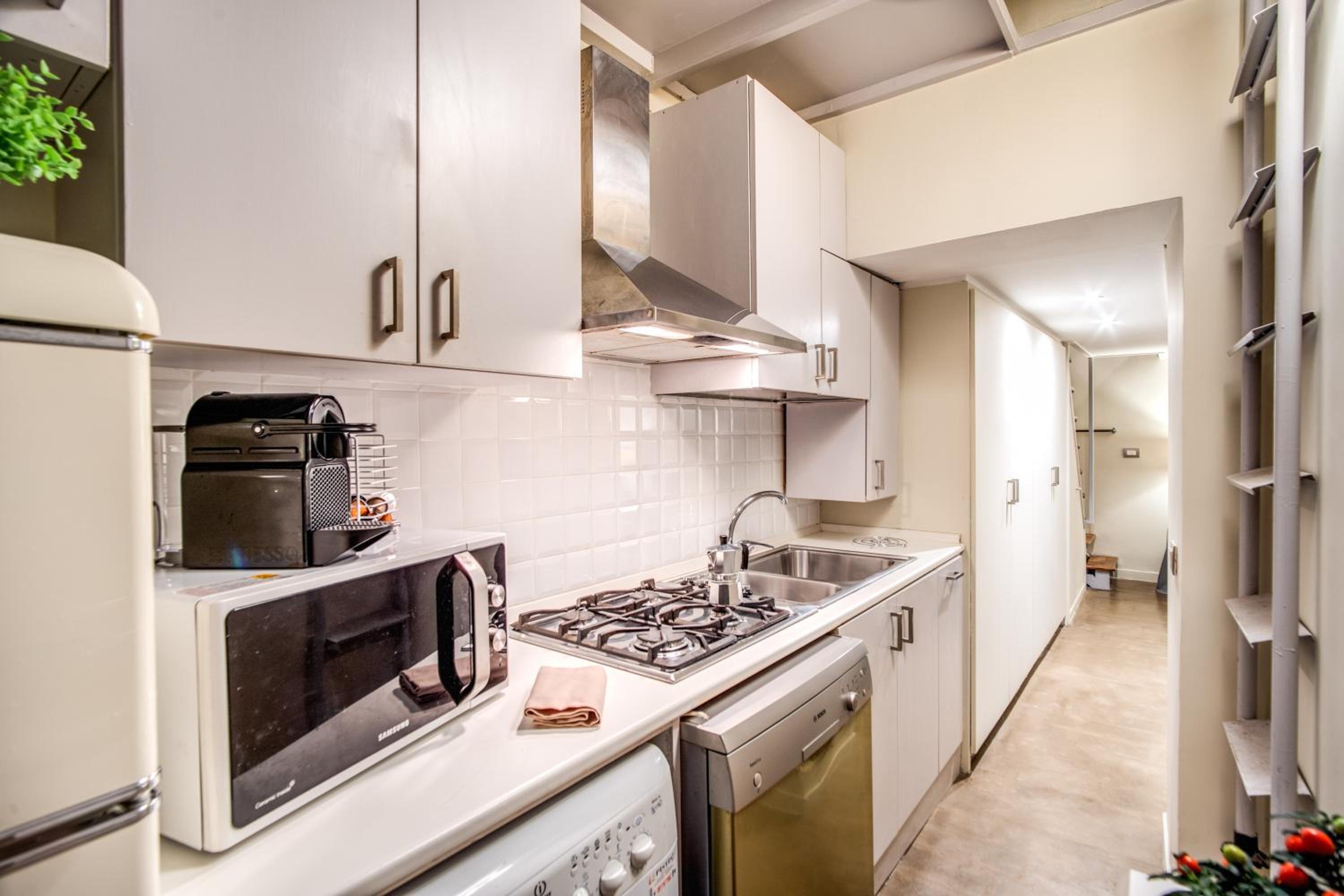 Chiaia Loft en Naples — kitchen