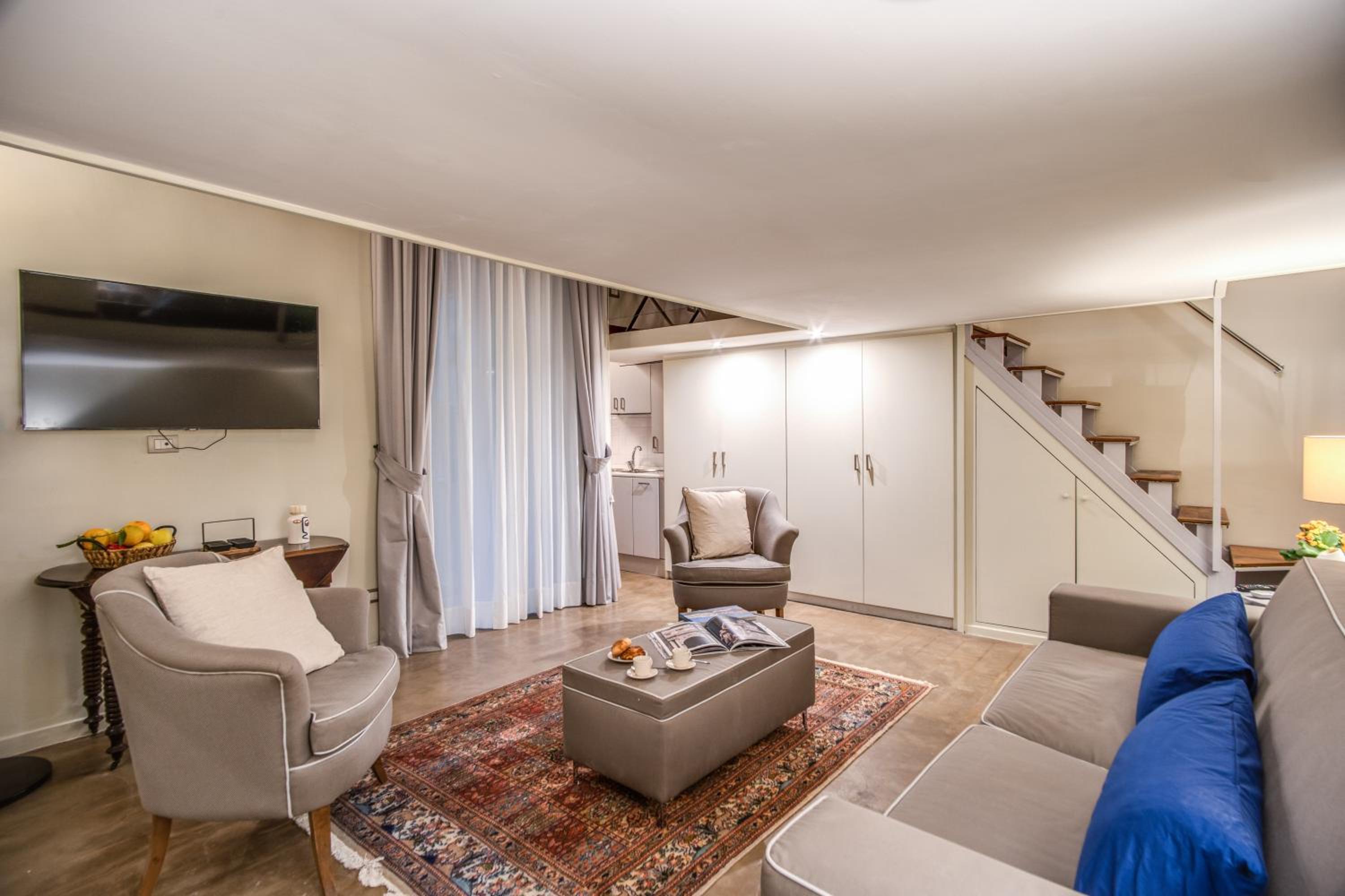 Chiaia Loft en Naples — hotel room