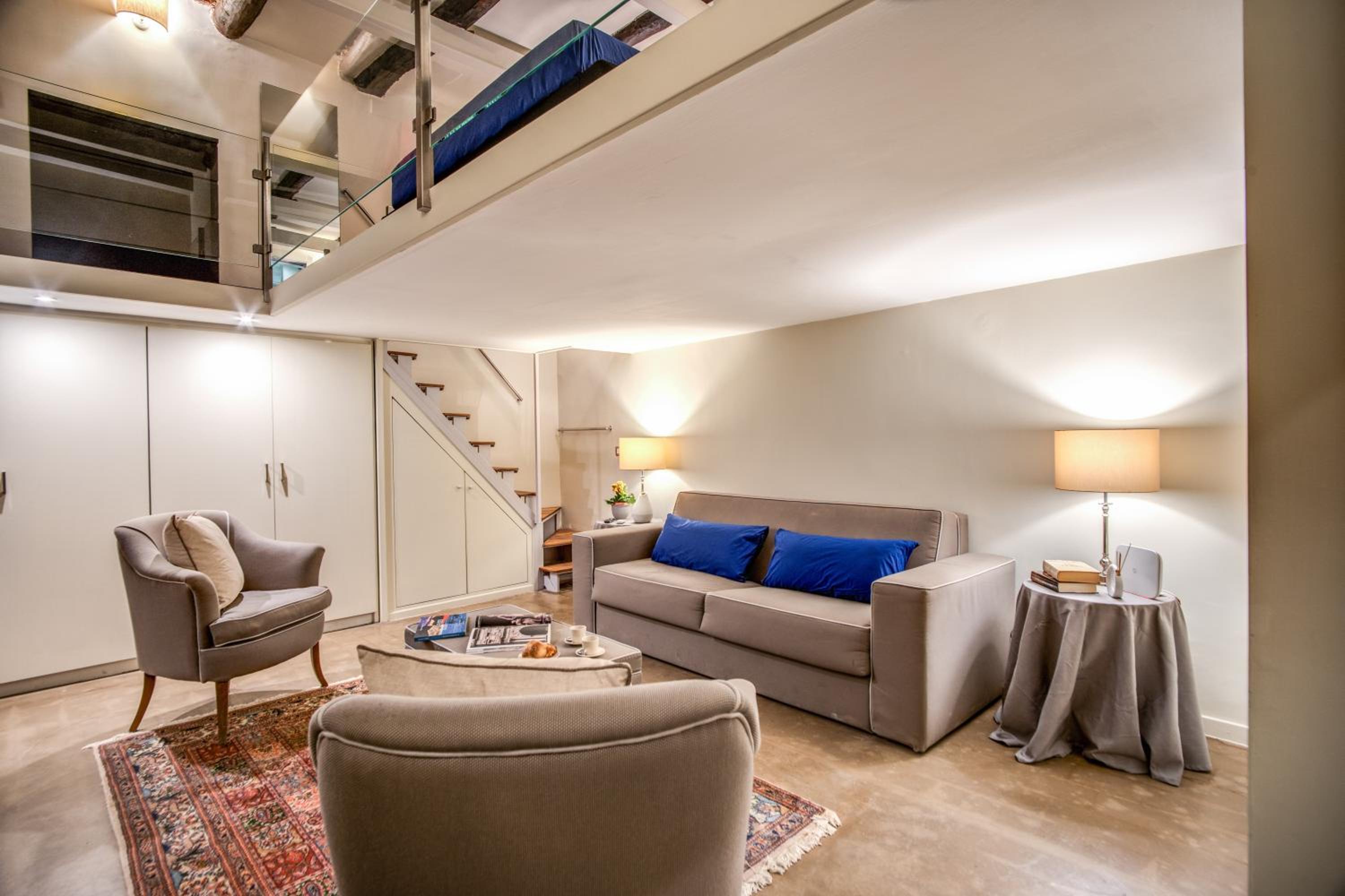 Chiaia Loft en Naples — hotel room