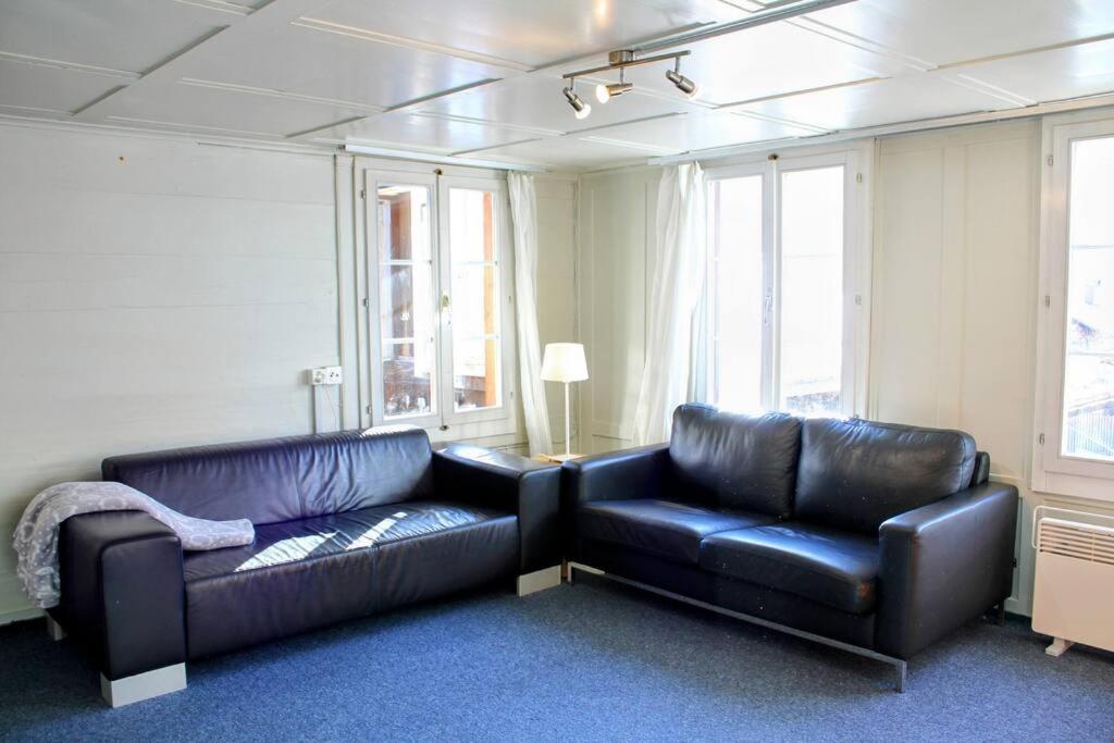 Family-friendly chalet apt with balcony
