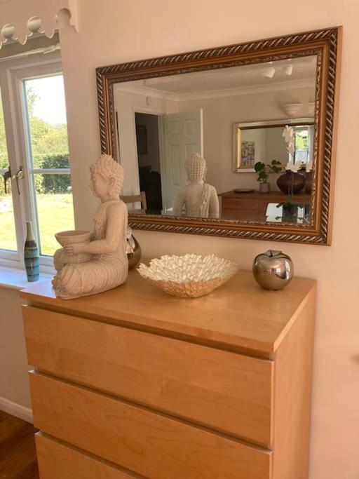 Spacious & Secluded Retreat in the Heart of Kent view 2