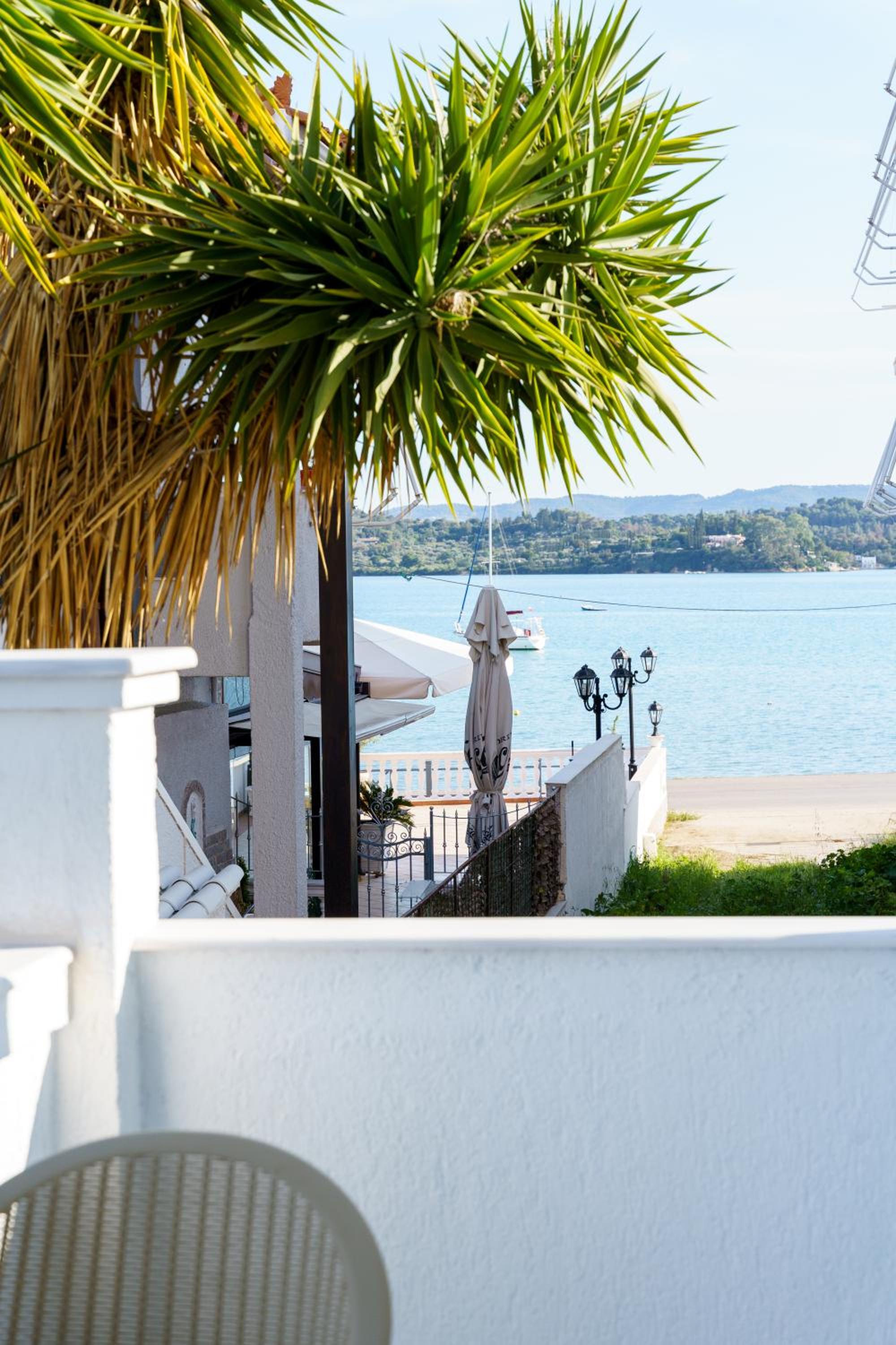 Hotel Casa Albastra Rooms & Suites - Image 1