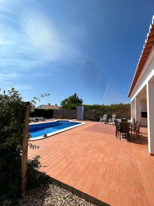 Casa Lina - villa with garden and pool by Lisbeyond view 3