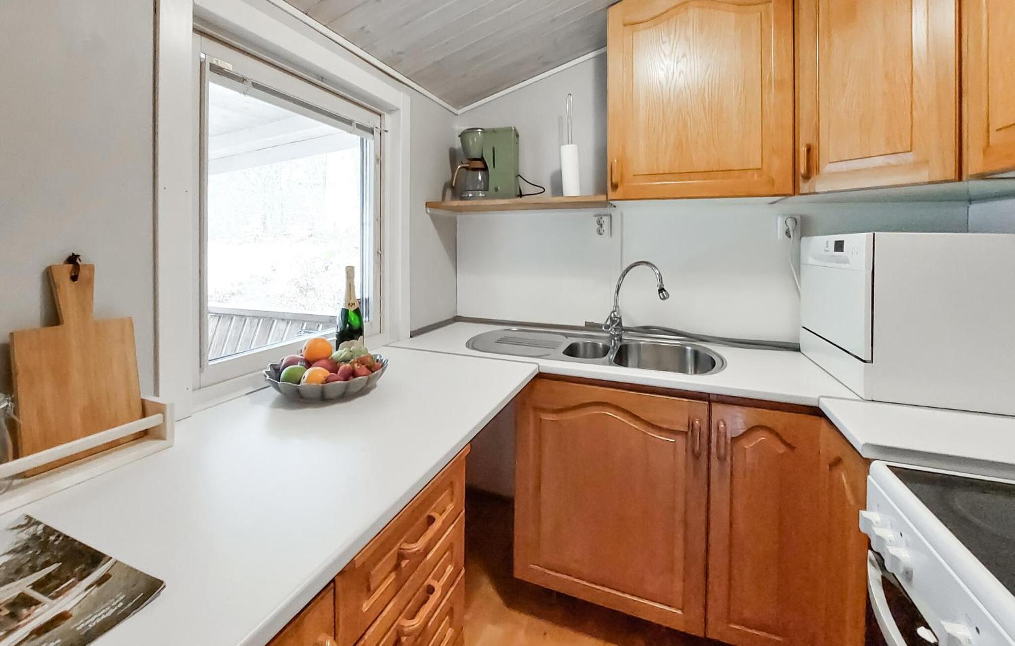 2 Bedroom Awesome Home In Ljungby view 5