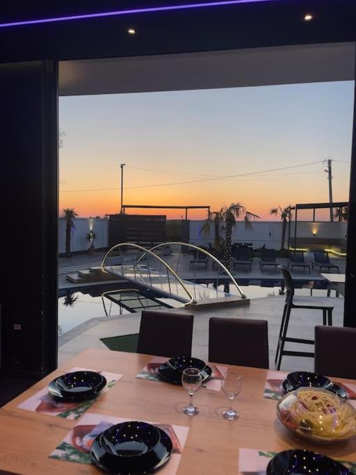 Sueño Luxury Villa