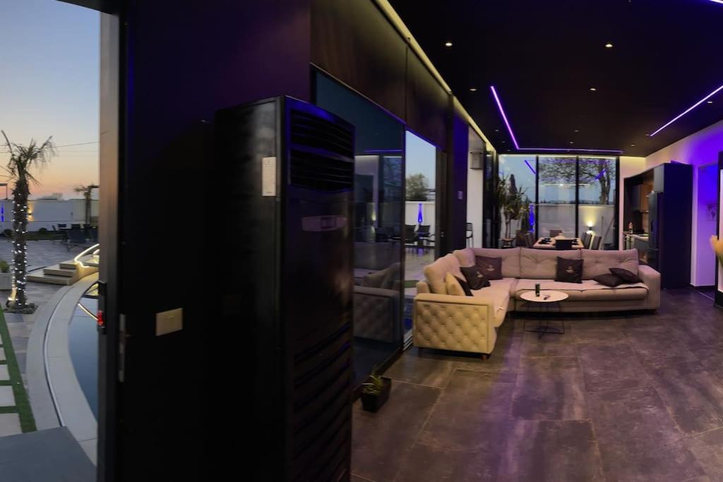Sueño Luxury Villa