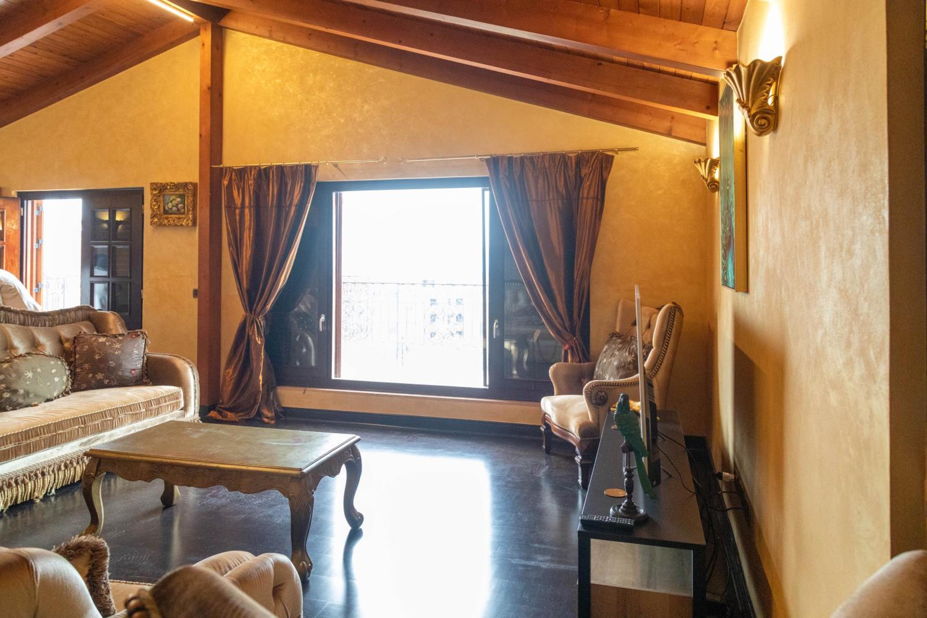 Angoni Villa
