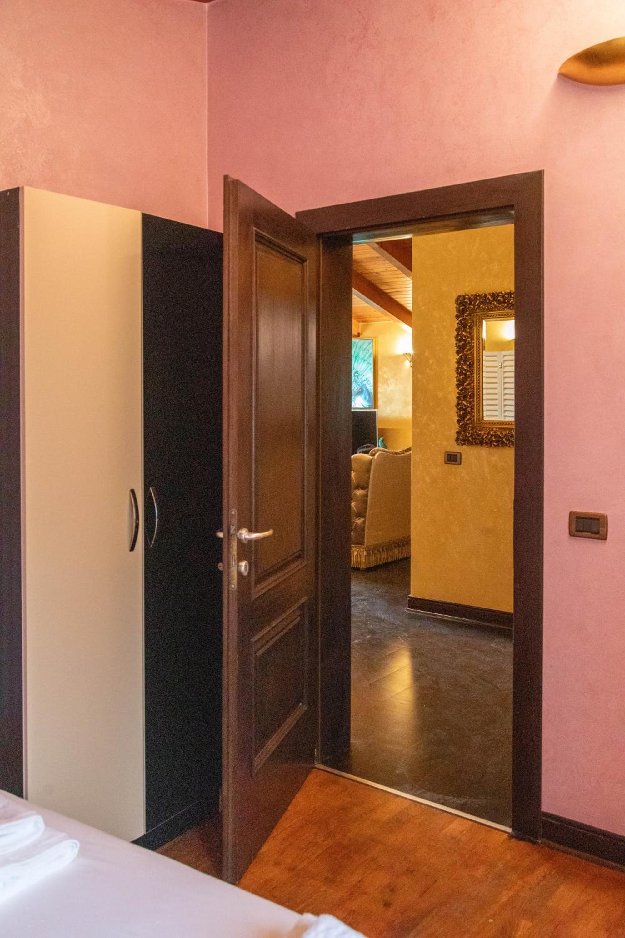 Angoni Villa