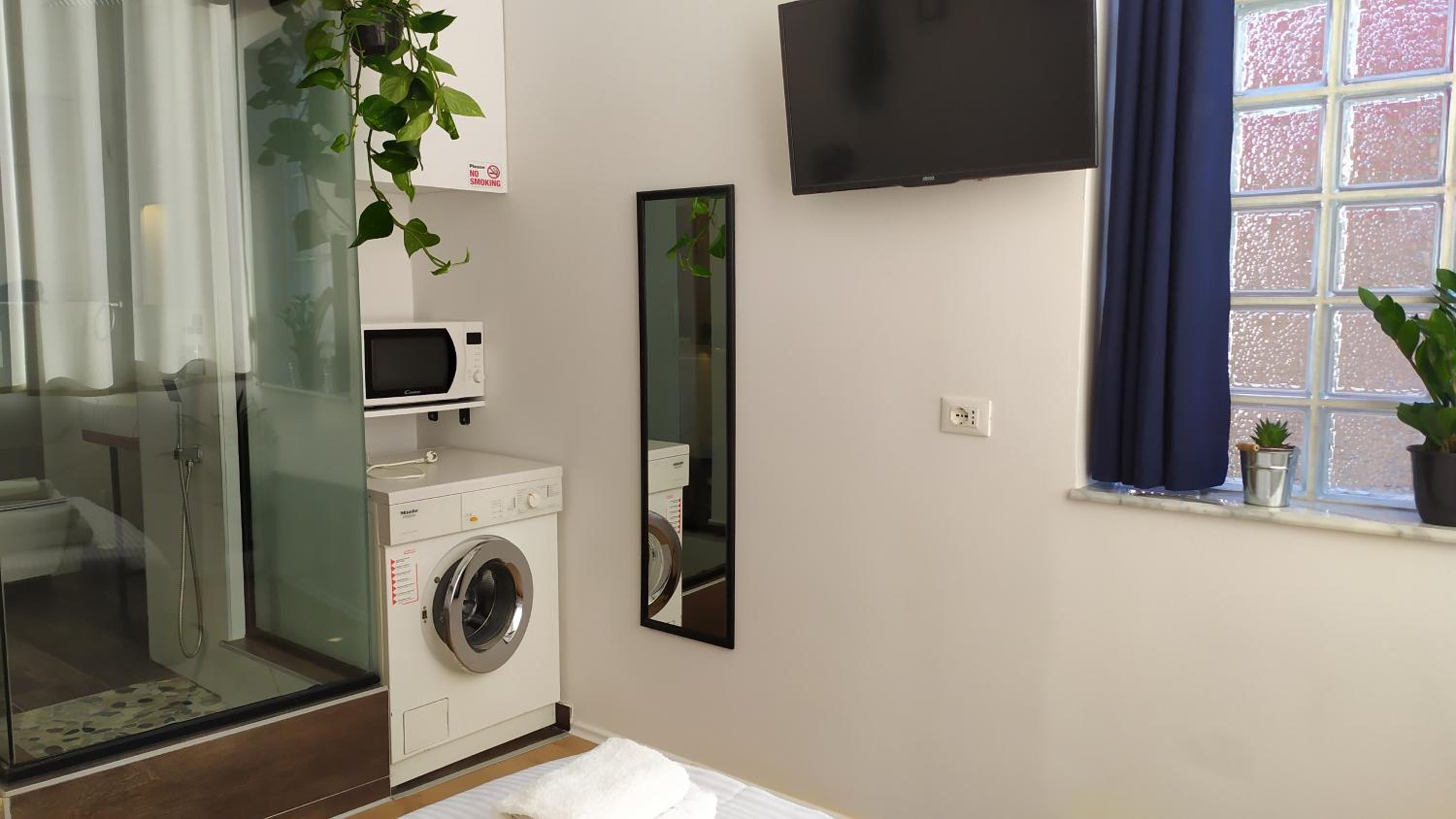 Beautiful modern studio in Bllok