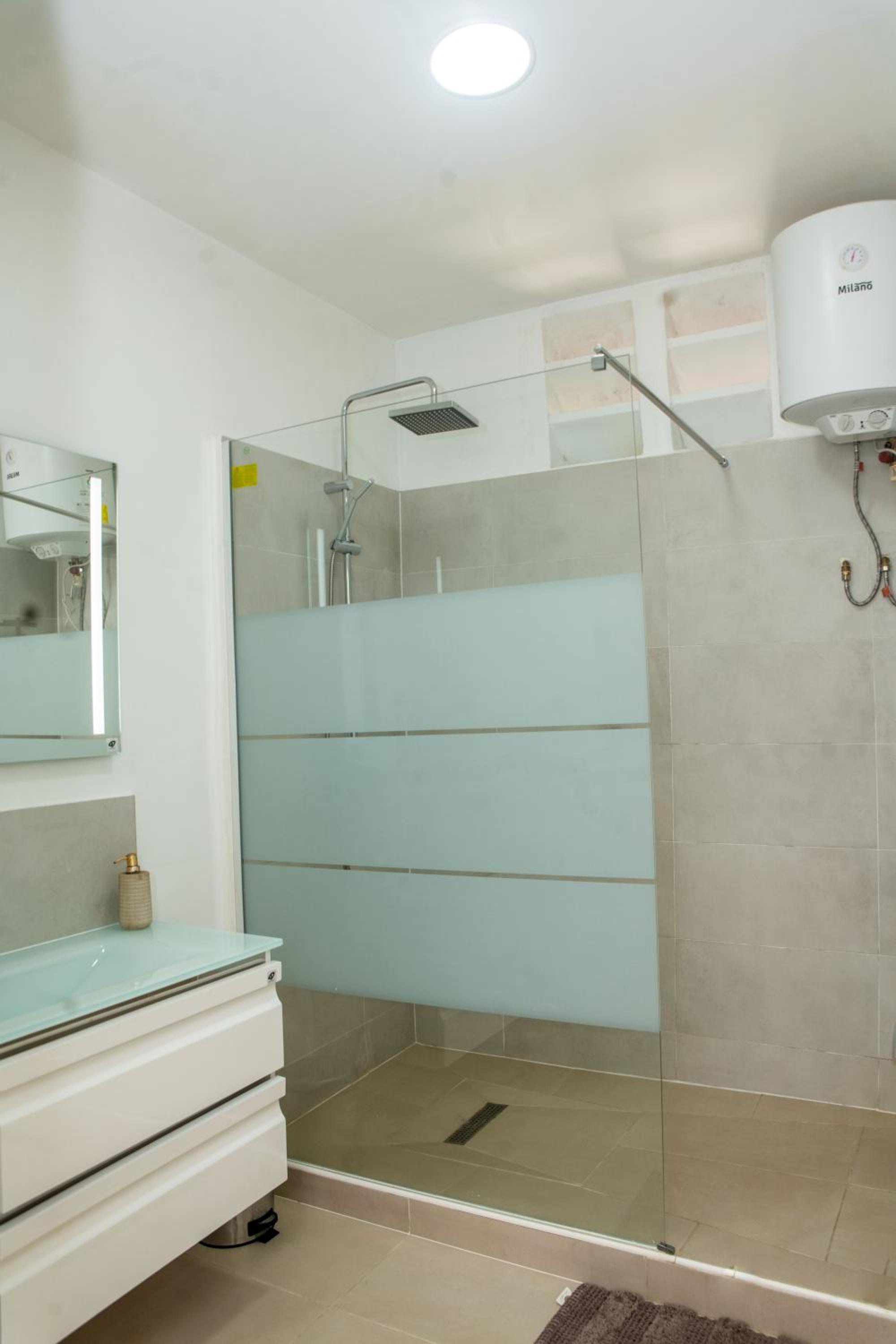 2 chambres Bonapriso