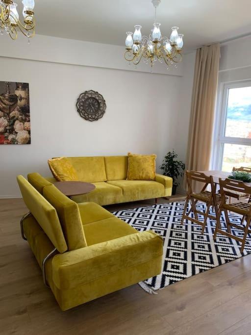 New Boulevard Apartment
