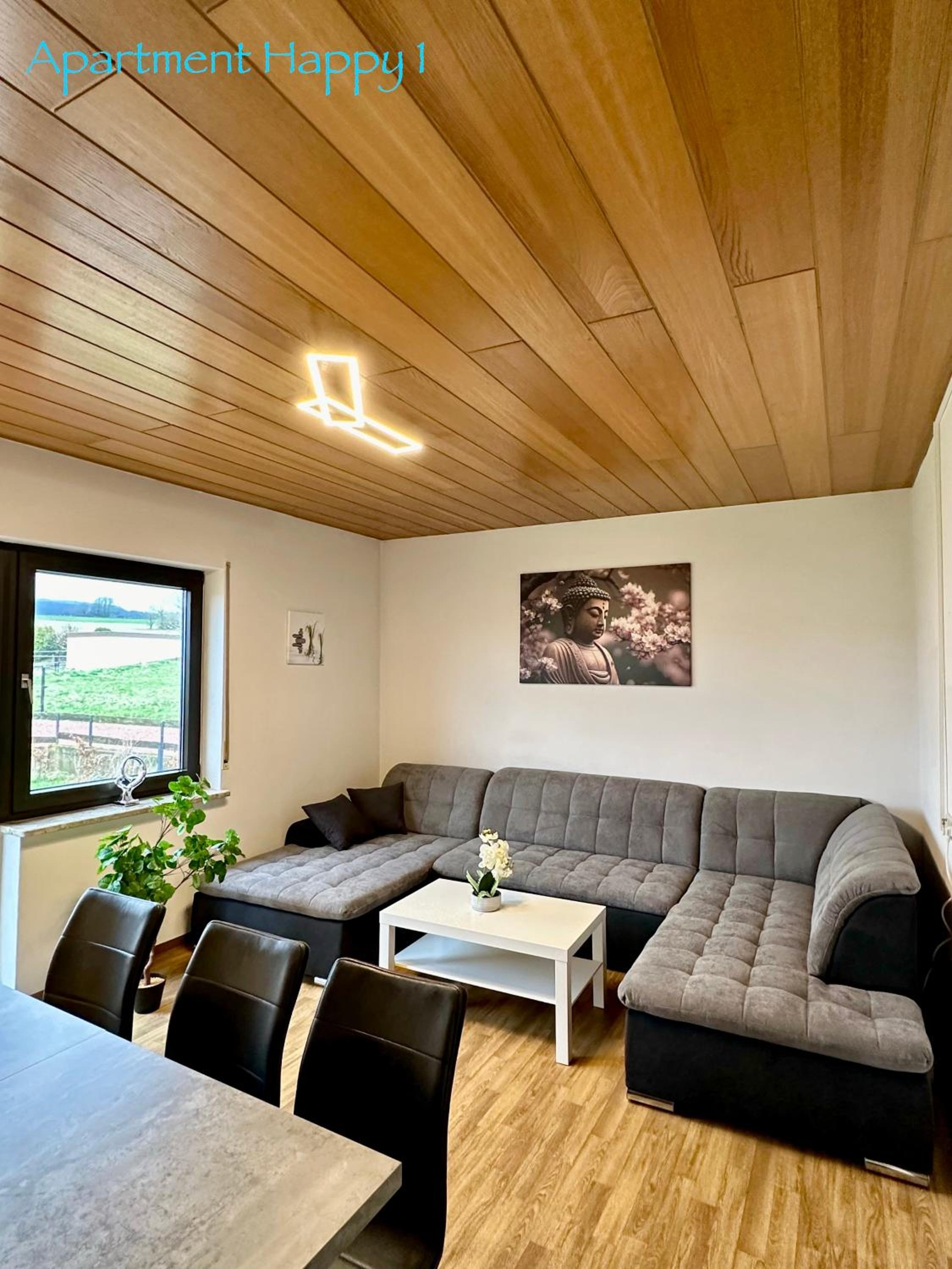 Apartment Happy