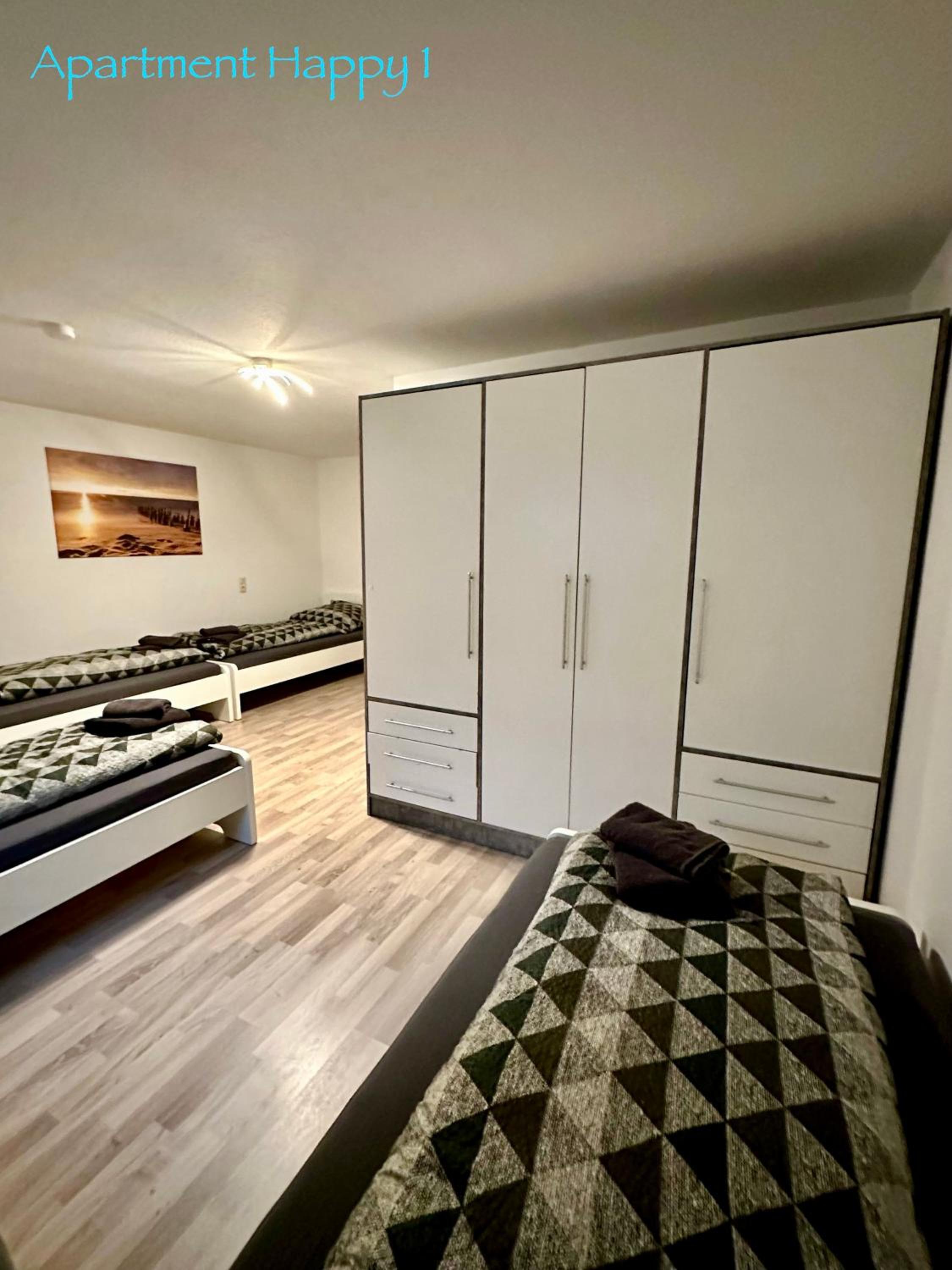 Apartment Happy