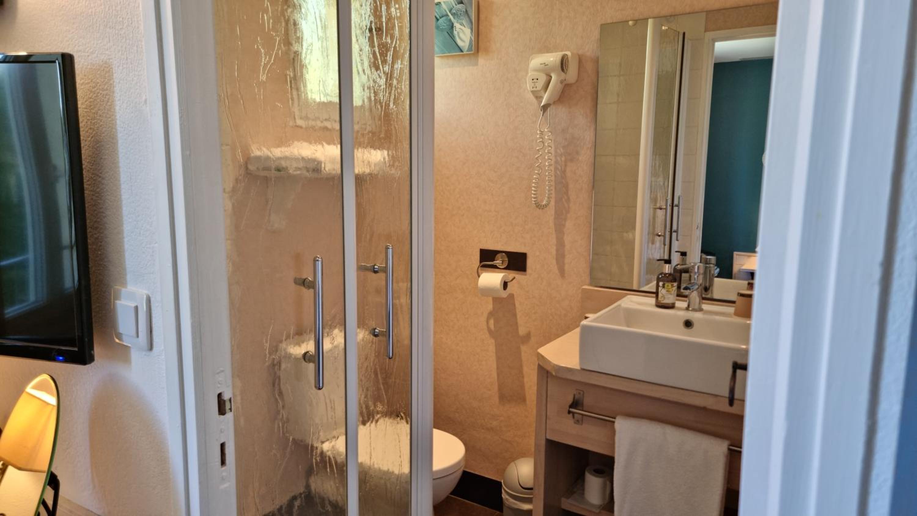Photo 19