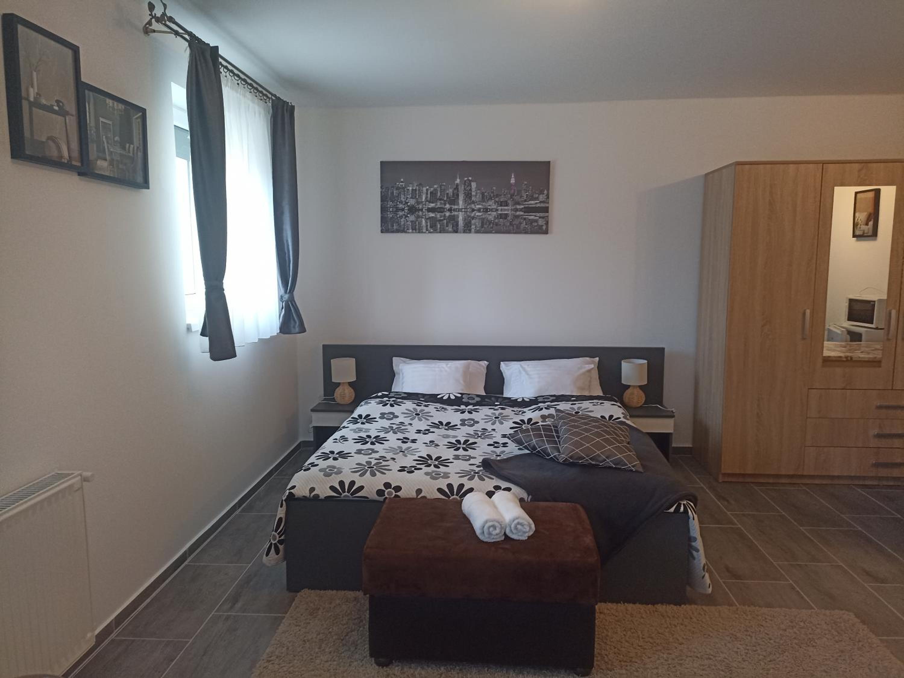 Nyírfa Apartmanház