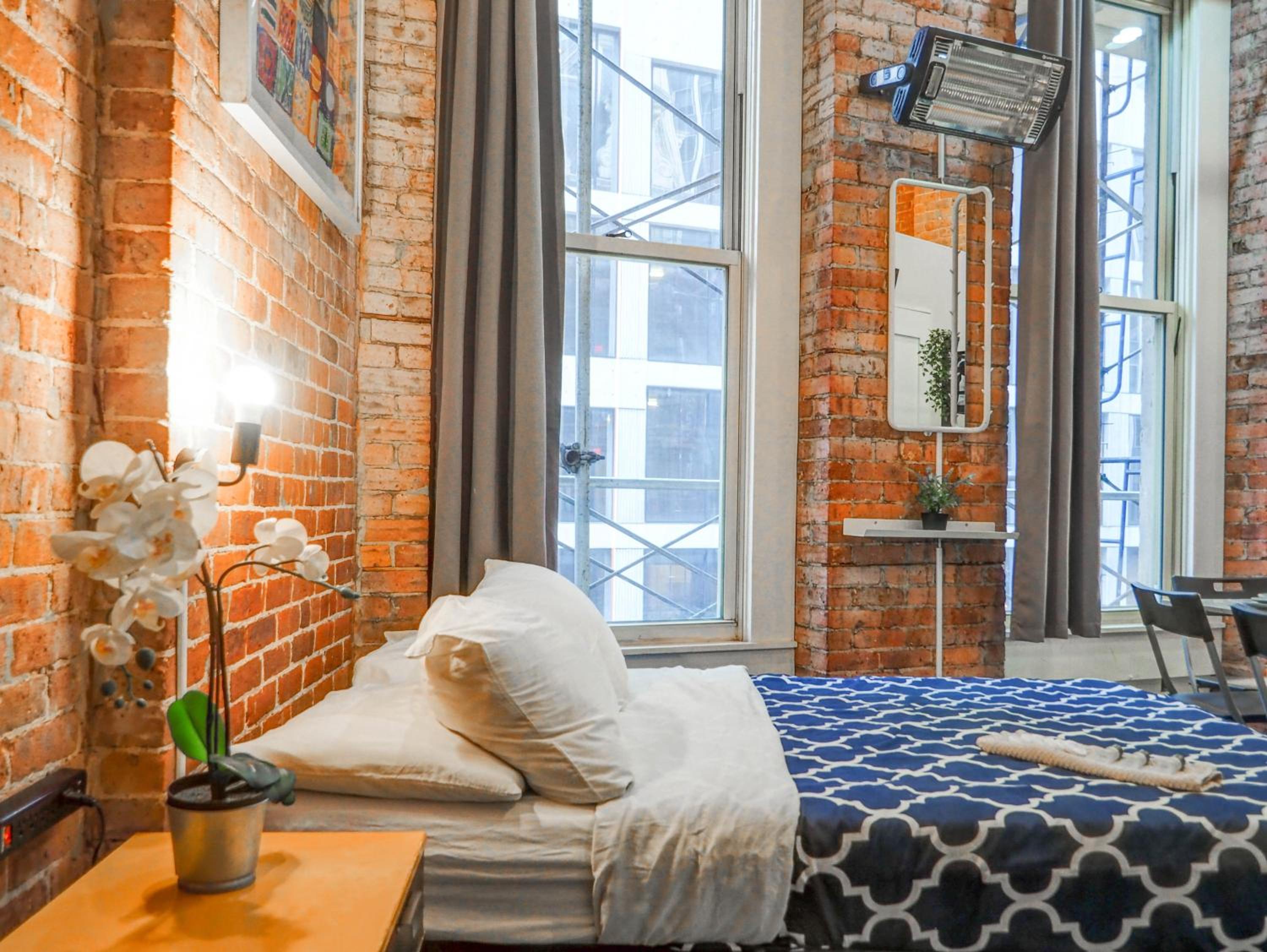 Empire Broadway Retreats