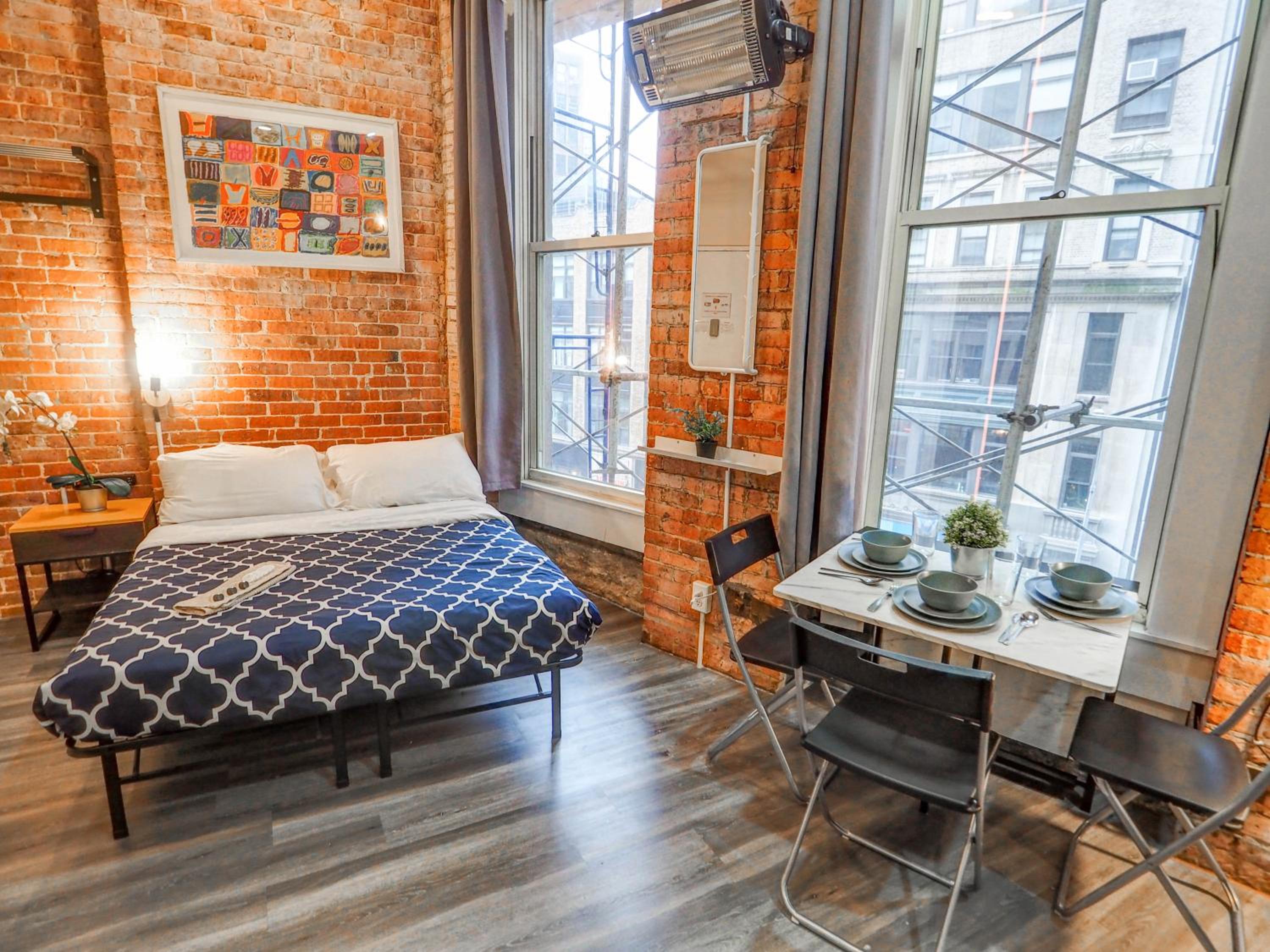 Empire Broadway Retreats