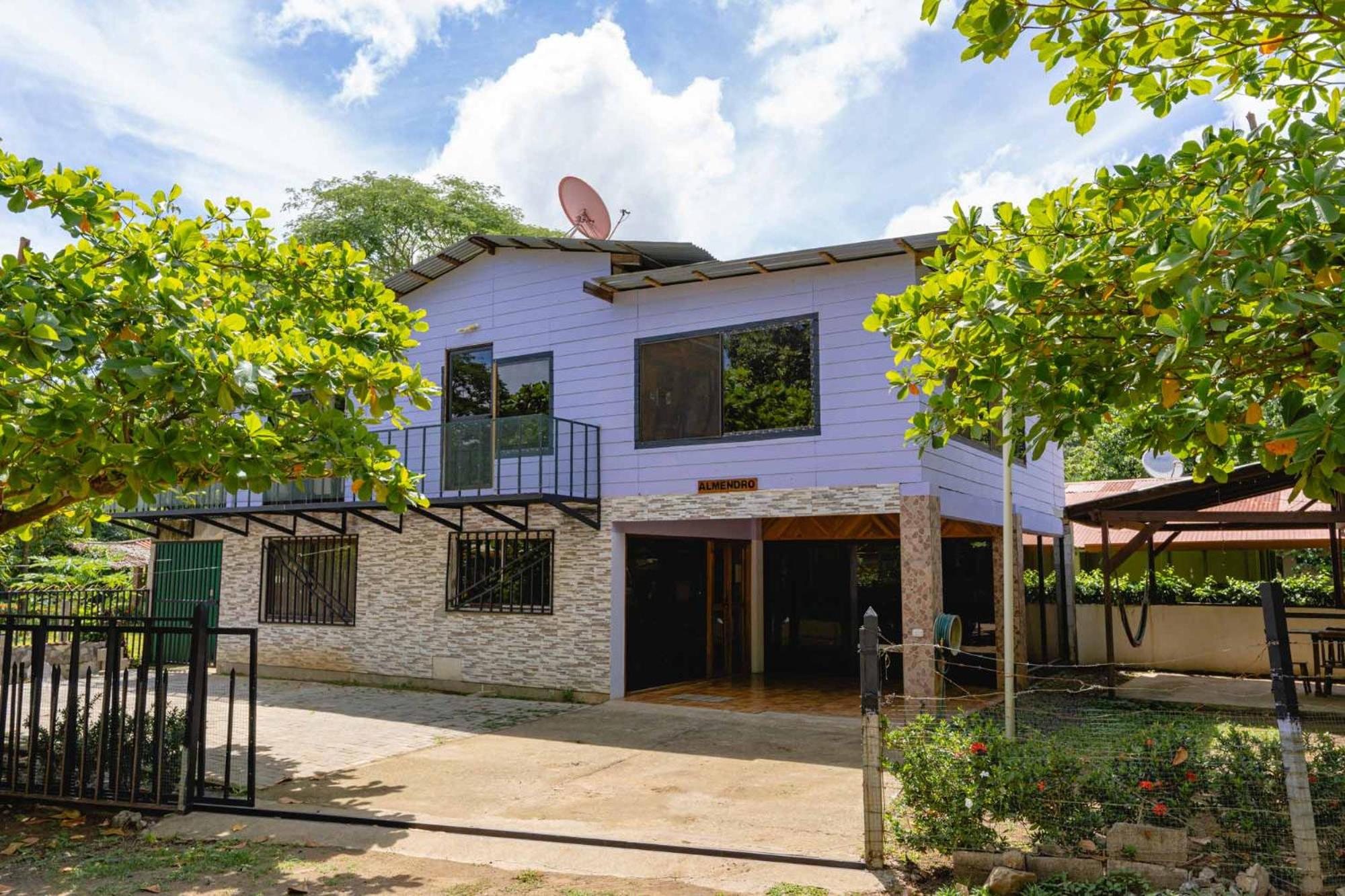 Hotel Casa Almendro Playa Panama