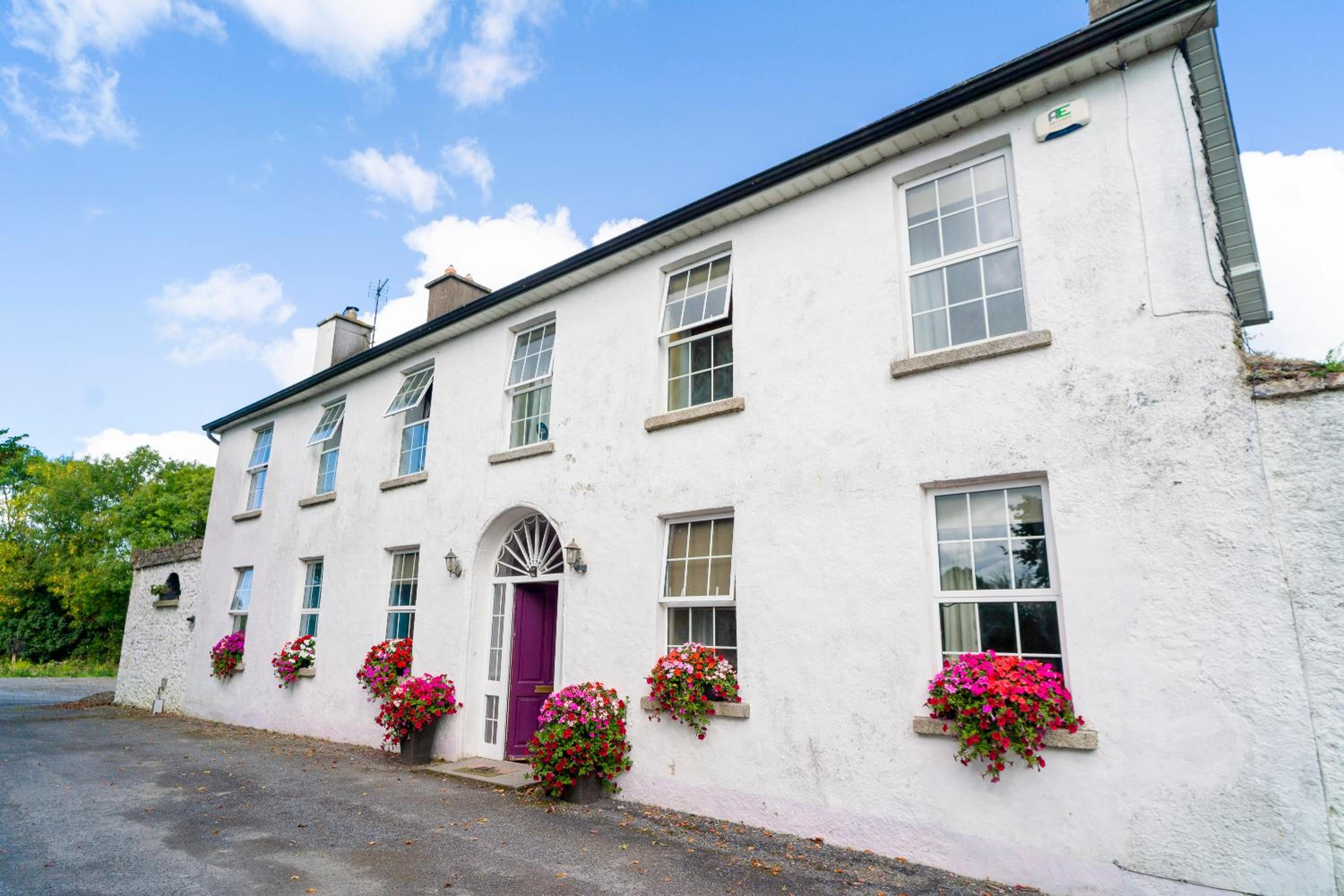Willsgrove House