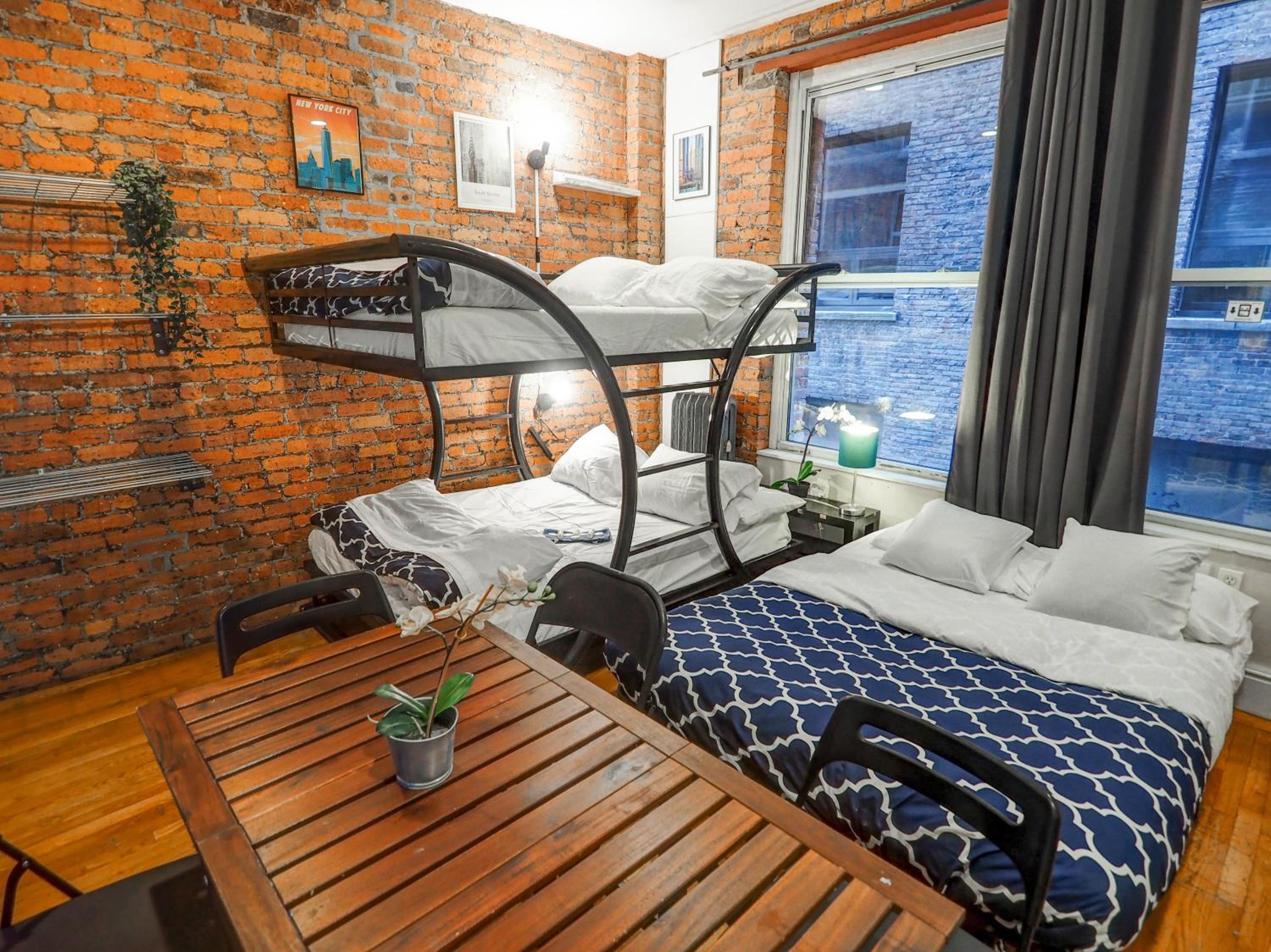 Empire Broadway Retreats