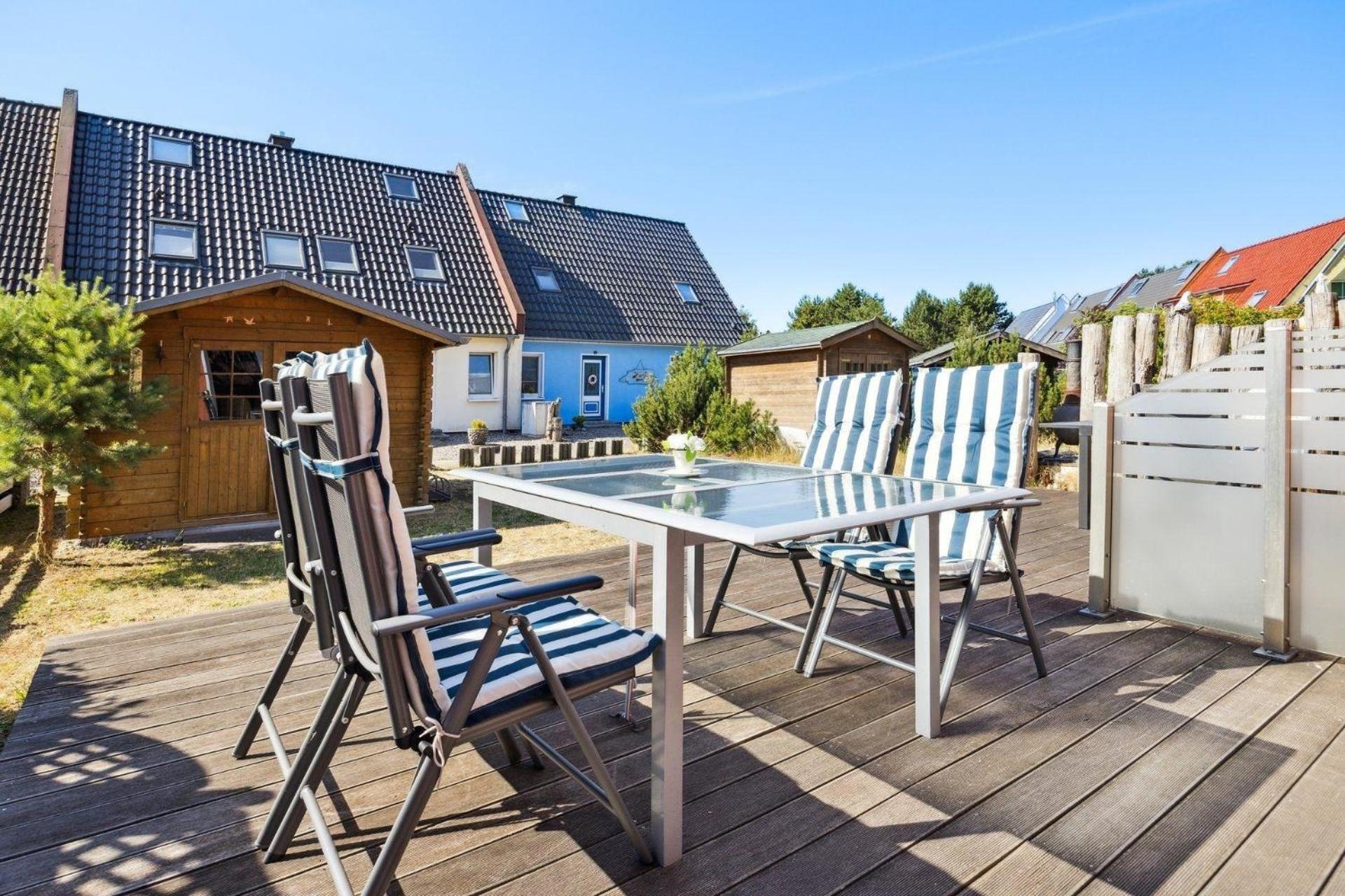 Ferienhaus in Pruchten mit Terrasse, Grill und Garten