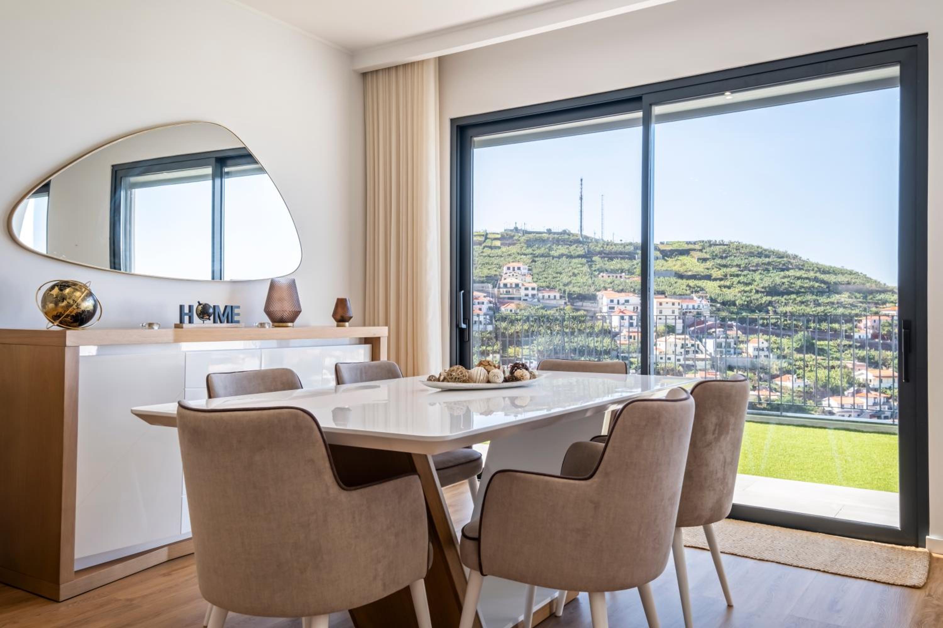 Villa Fénix view 2
