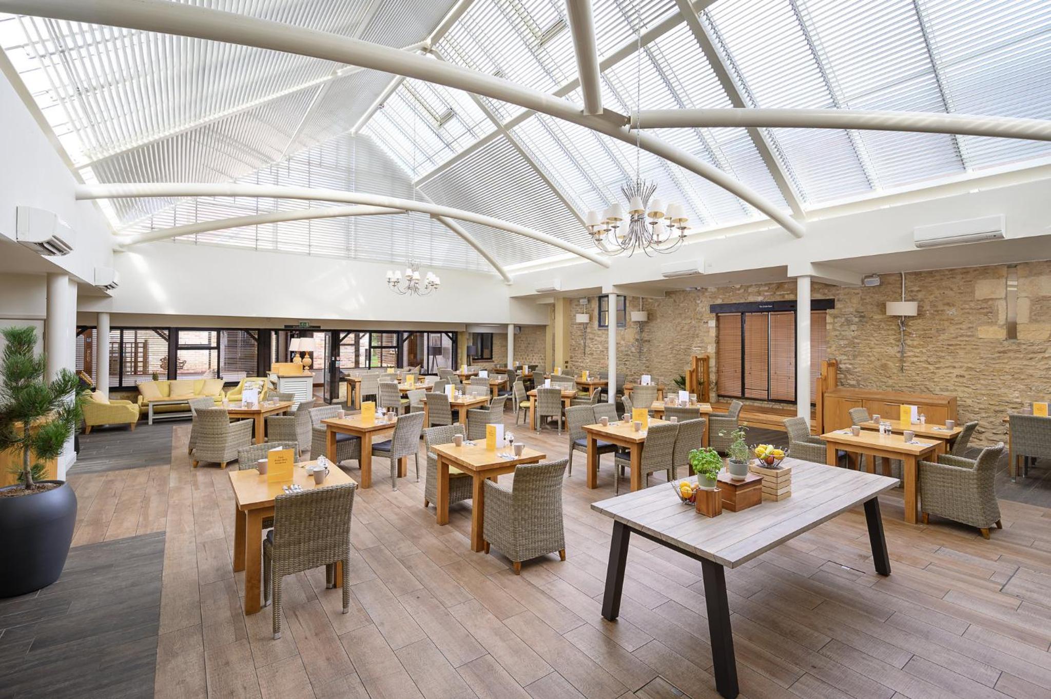 Oxford Vacations - voco Oxford Thames, an IHG Hotel - Property Image 166