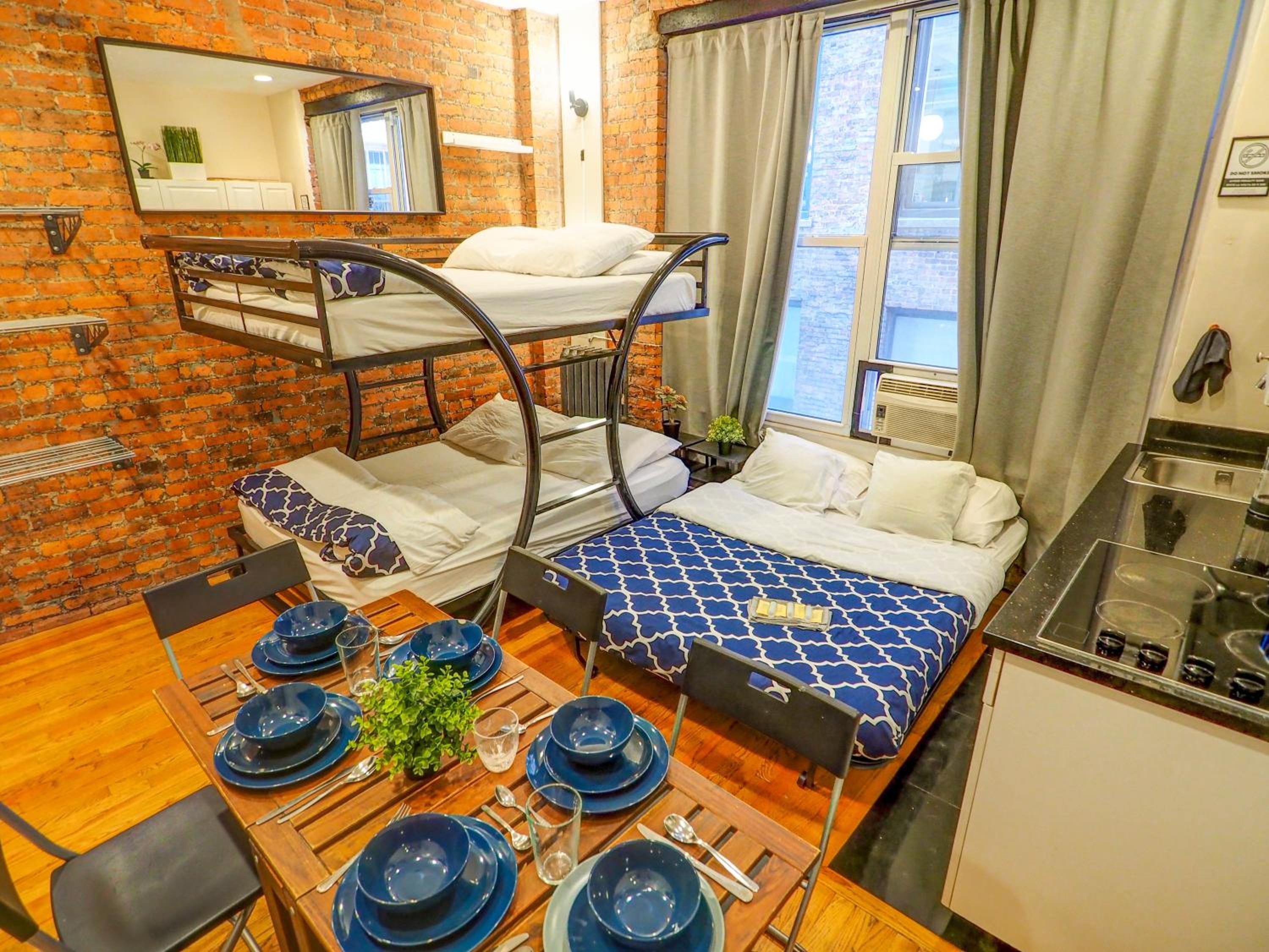 Empire Broadway Retreats