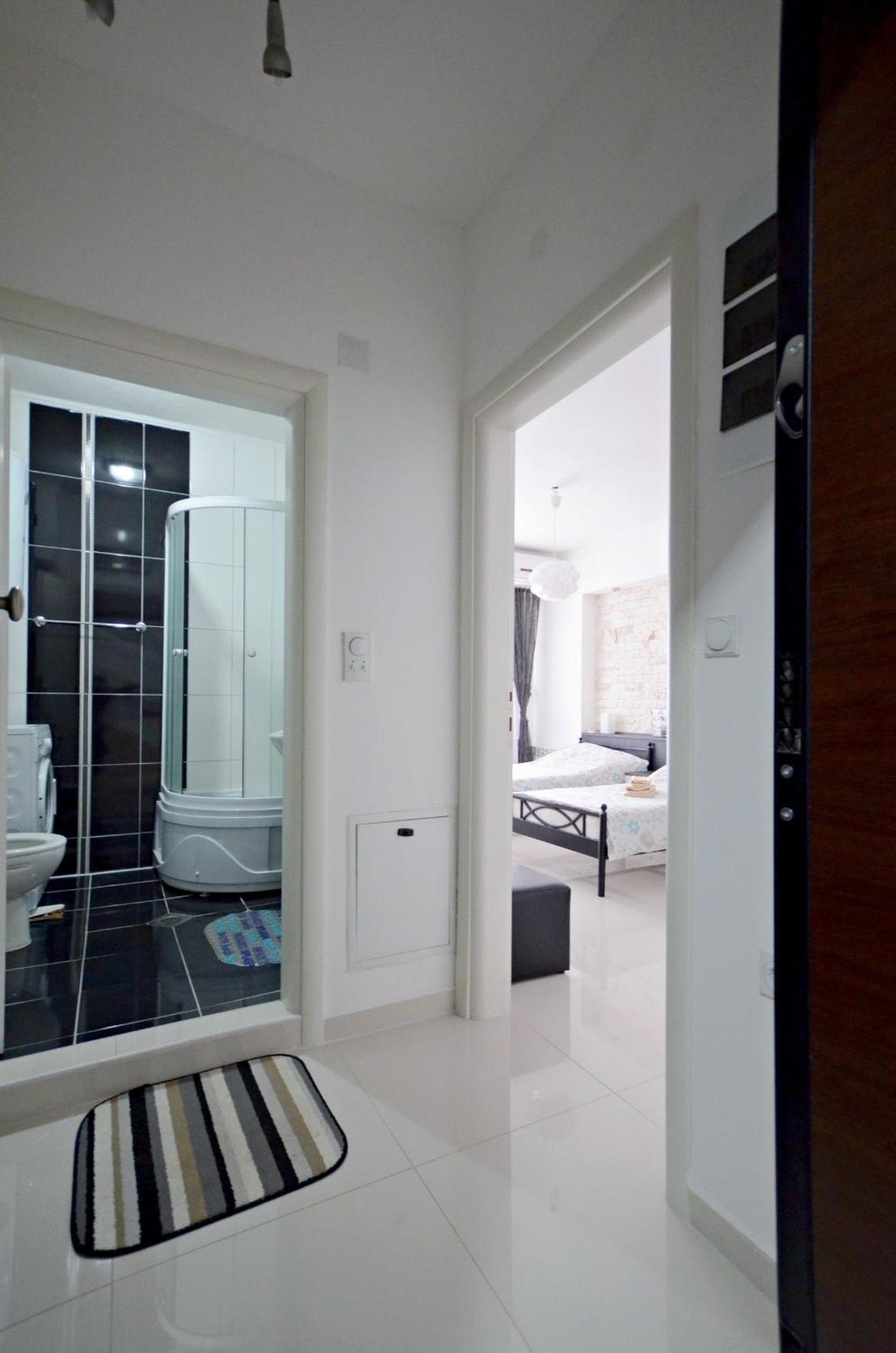 Aries Apartments