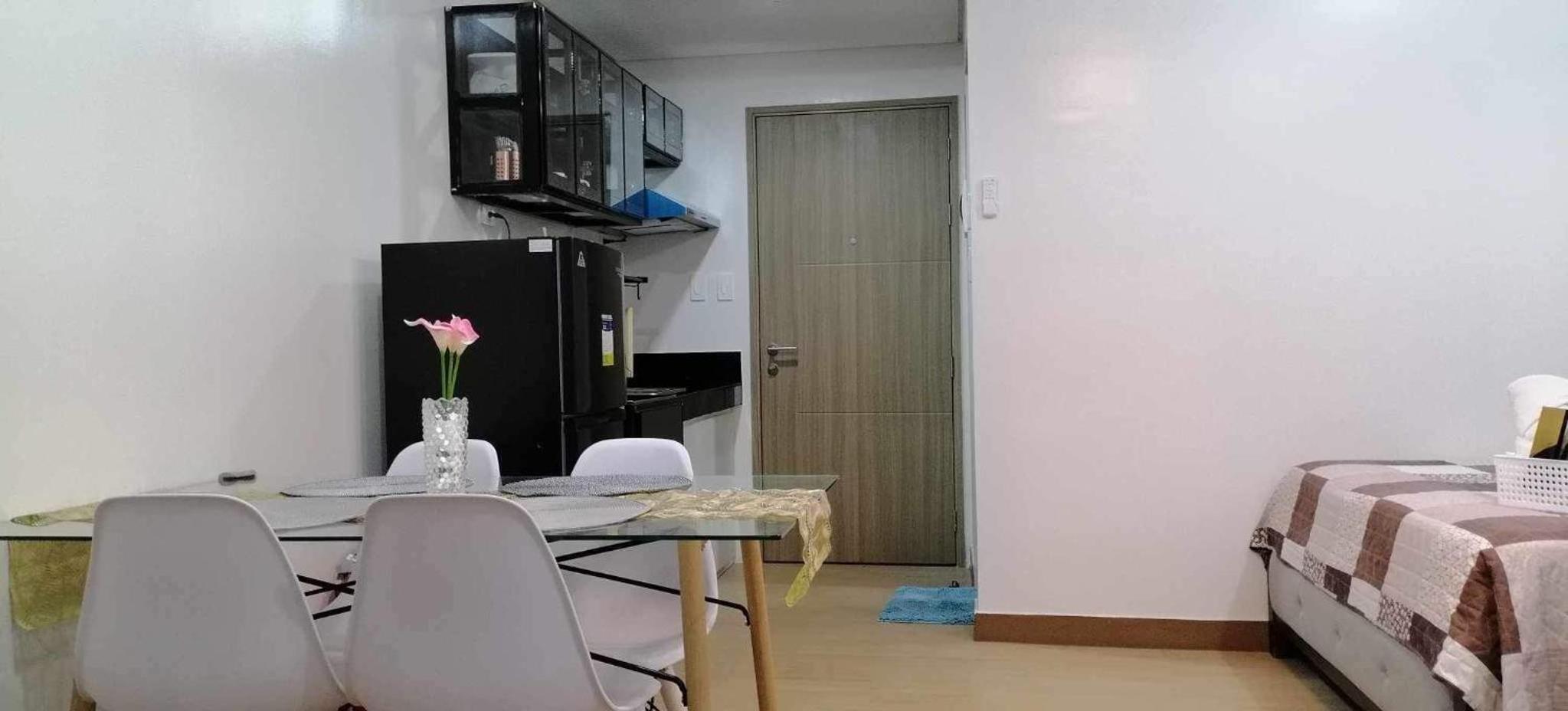 J & F Homestay - Cavite, Philippines view 5