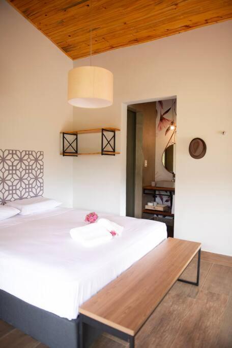 Cabanas da Mata - Cabana Flamboyant - Casa Branca