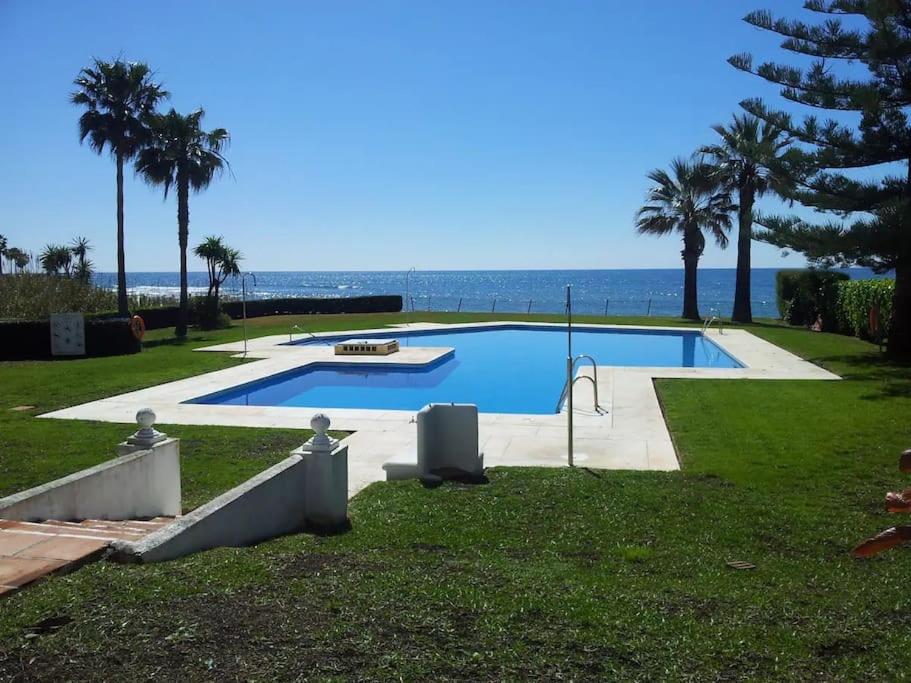 High end, on beach! Casa vista del mar photo 4