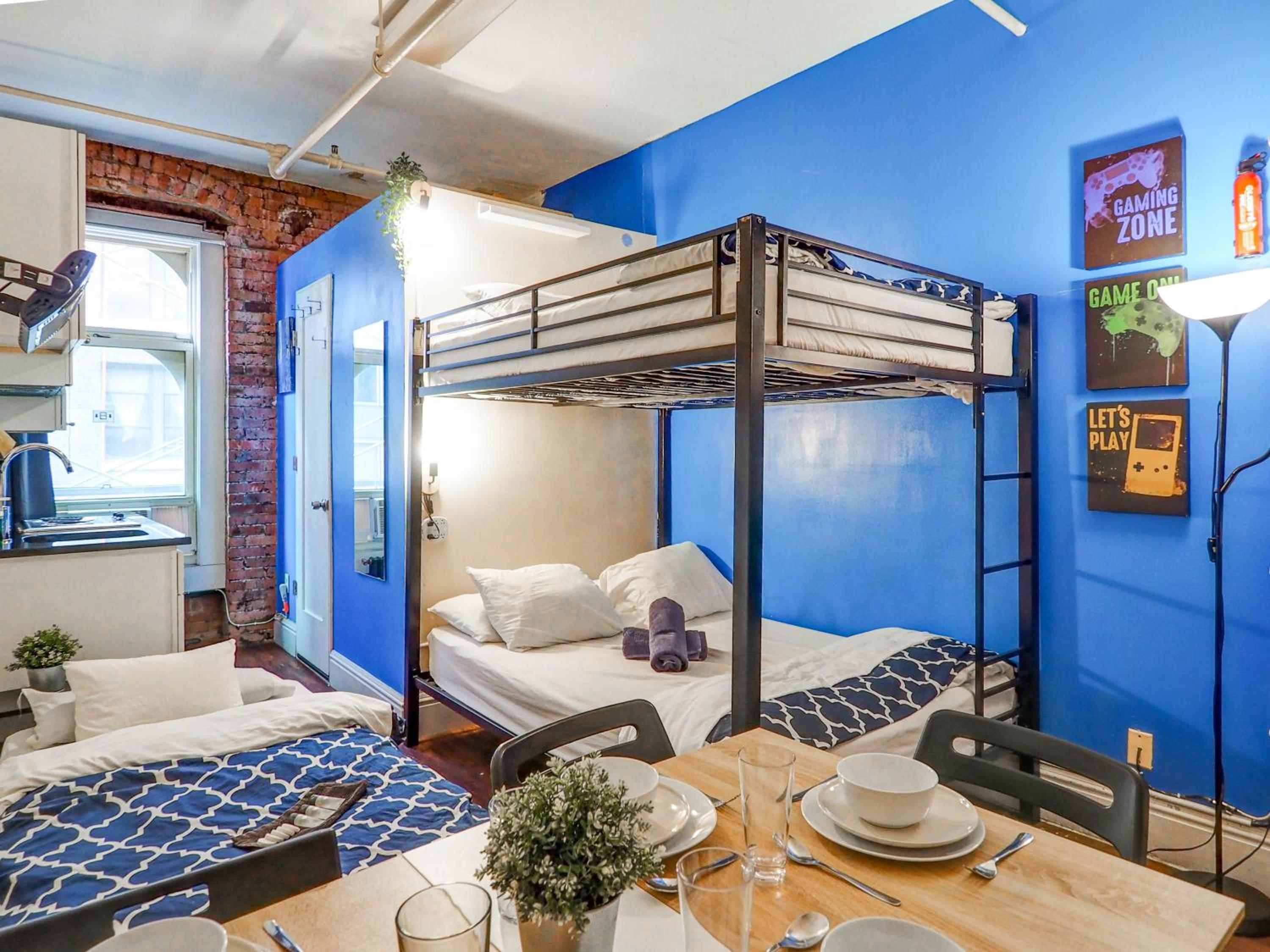 Empire Broadway Retreats