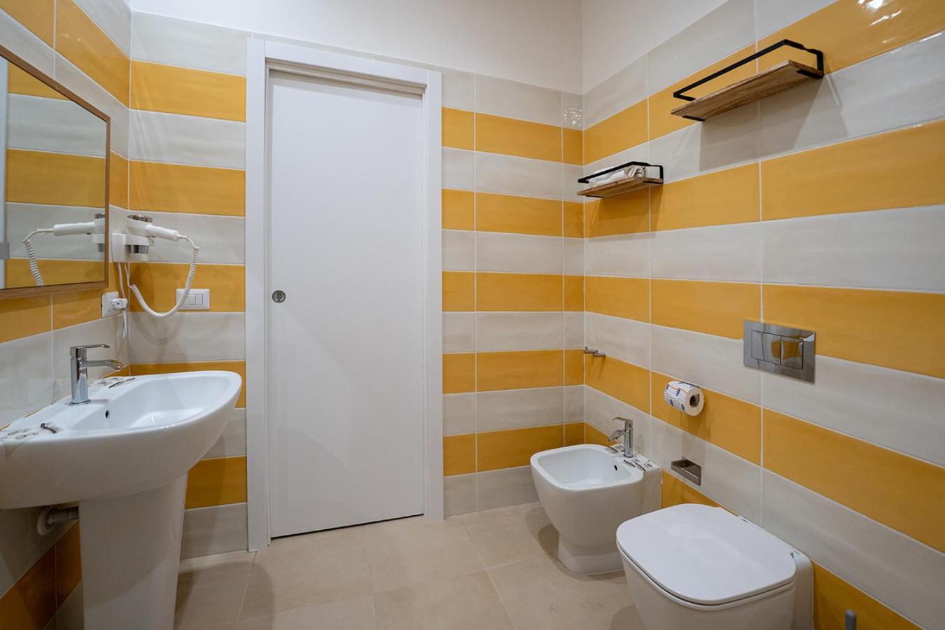GreRos H. Porto Napoli Centro, by ClaPa Group Dislocated Hospitality