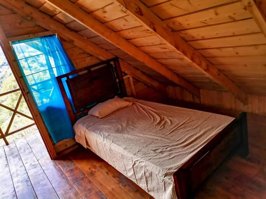 Cabaña Monarca – The BEST View in The Area!