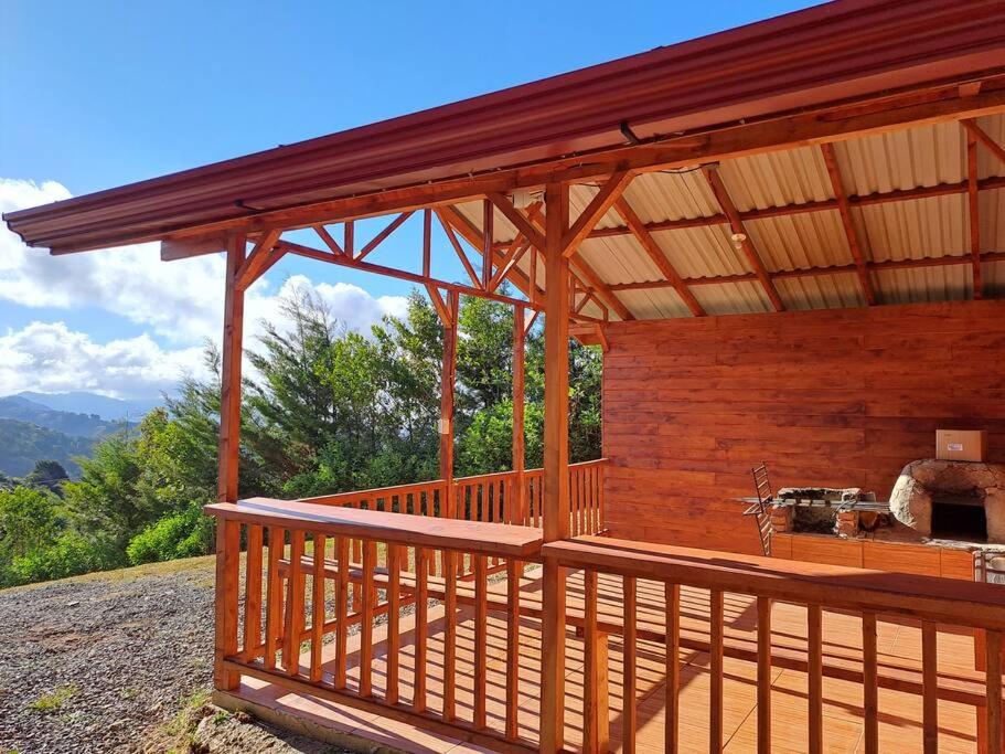 Cabaña Monarca – The BEST View in The Area!