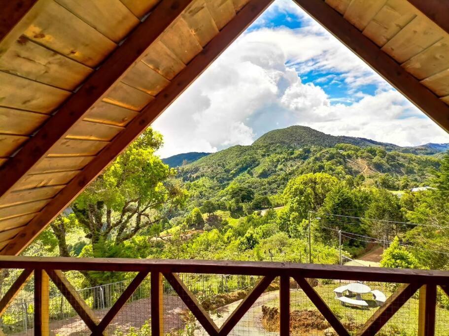 Cabaña Monarca – The BEST View in The Area!