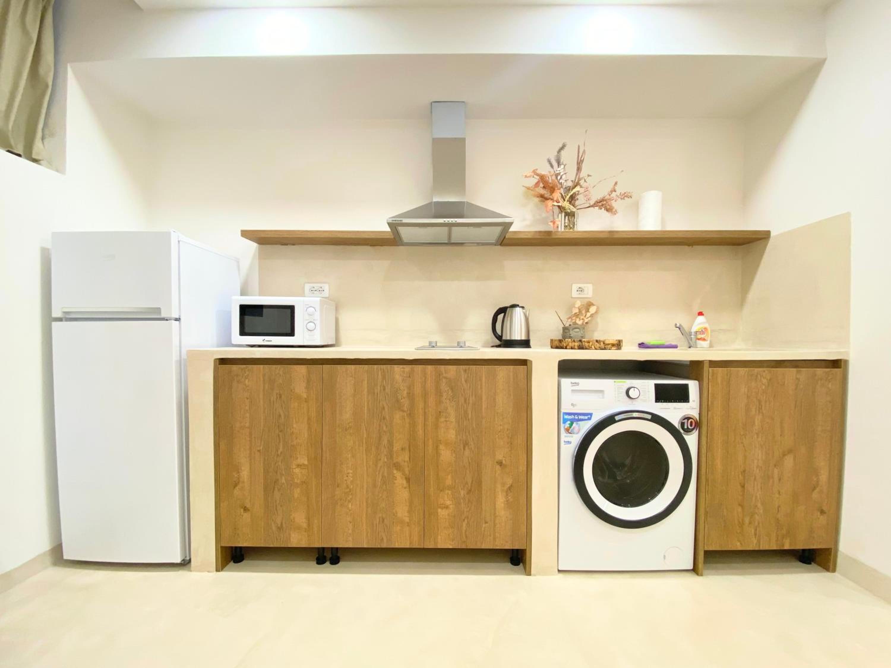 Rental Apartments WINTER PROMO - Cave By the Sea 2