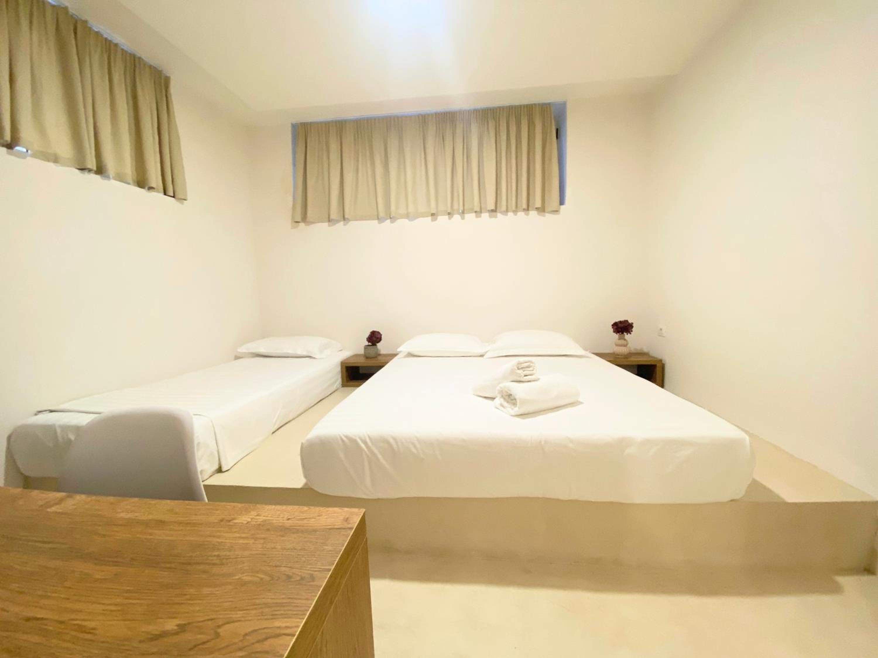 Rental Apartments WINTER PROMO - Cave By the Sea 2