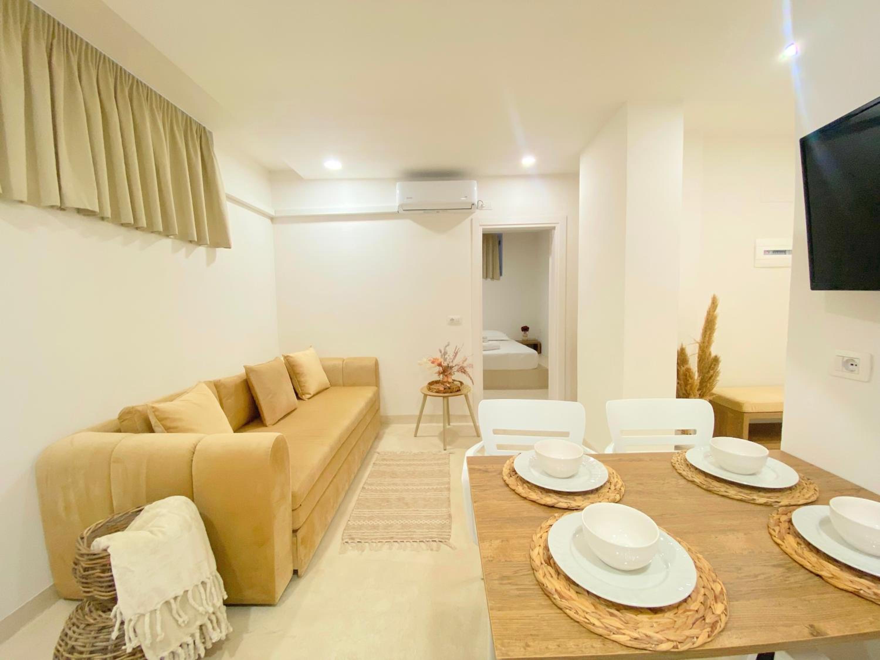 Rental Apartments WINTER PROMO - Cave By the Sea 2