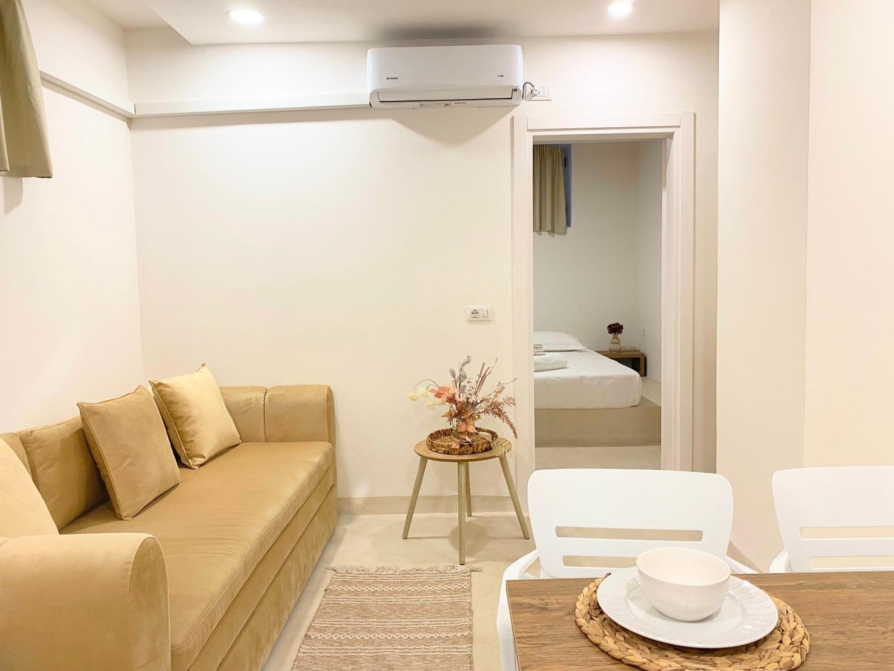 Rental Apartments WINTER PROMO - Cave By the Sea 2