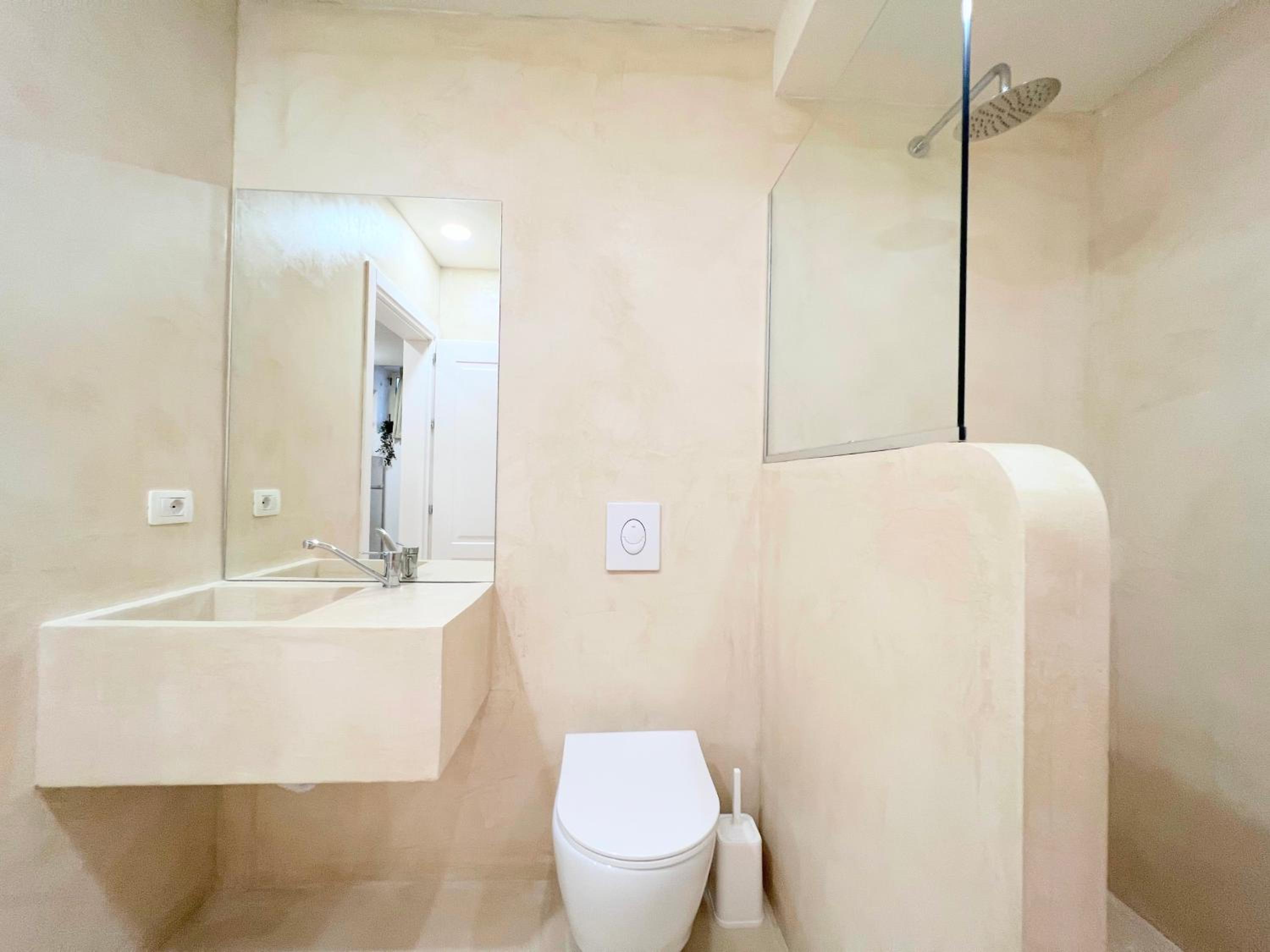 Rental Apartments WINTER PROMO - Cave By the Sea 2